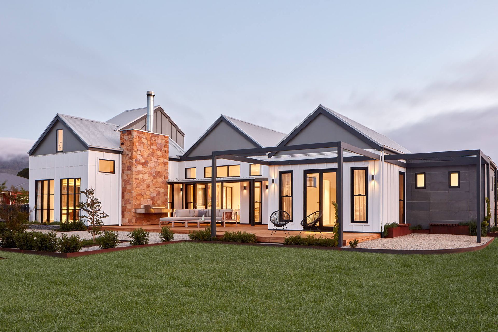 Village House Woodend