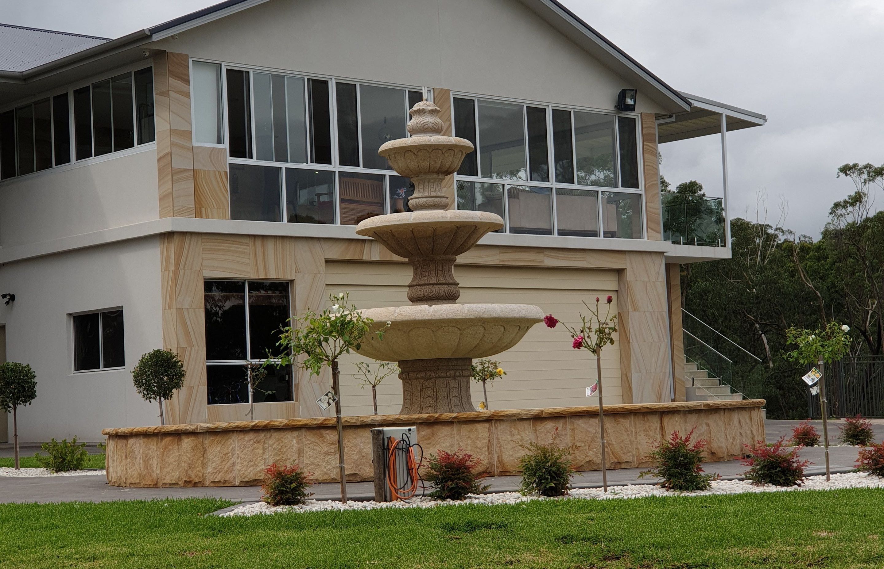 Annangrove Abode: Alterations & Additions to 1970's House