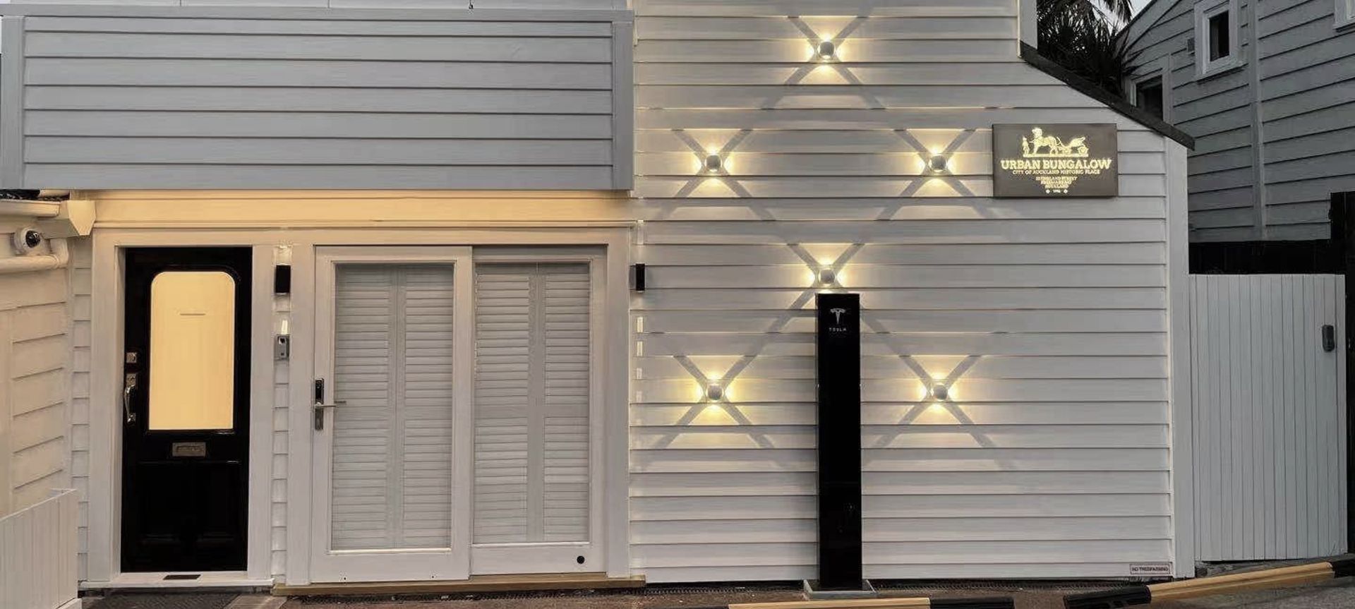 Urban Bungalow banner