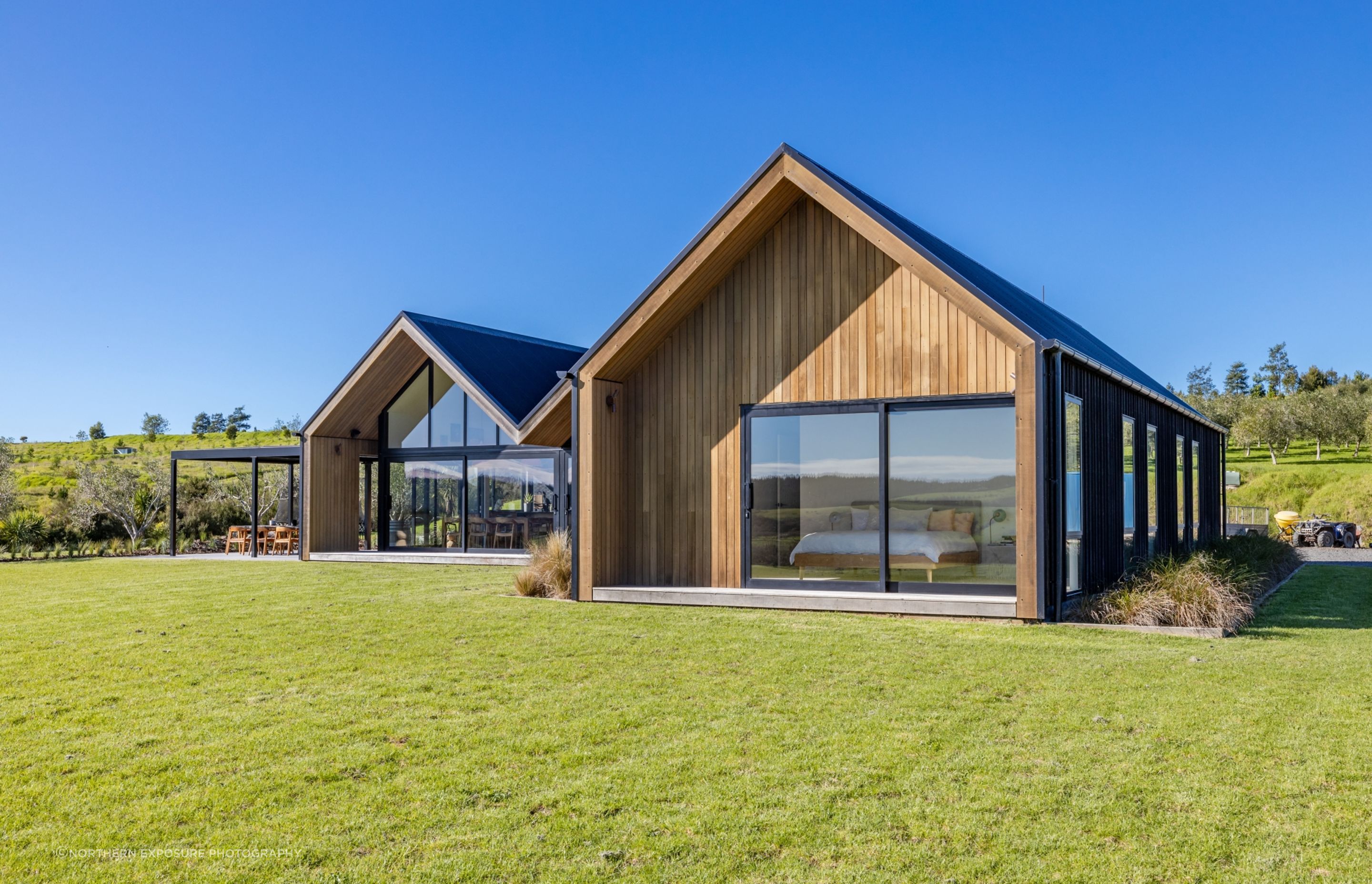 The bedroom wing is contained within one form and sits proud of the remaining building, allowing added privacy to the main bedroom and full access to the views.