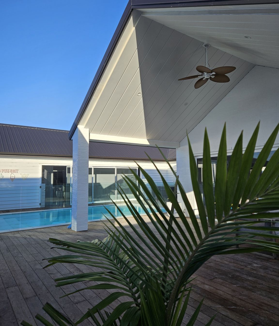 Hawkesbay Grandeur