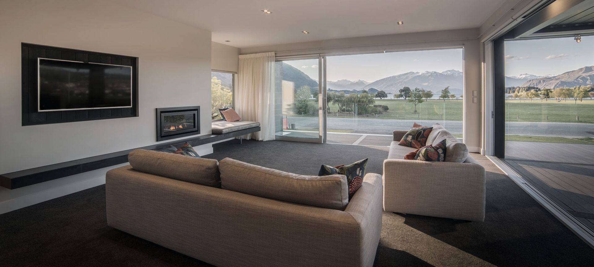 Brownston Street, Wanaka banner