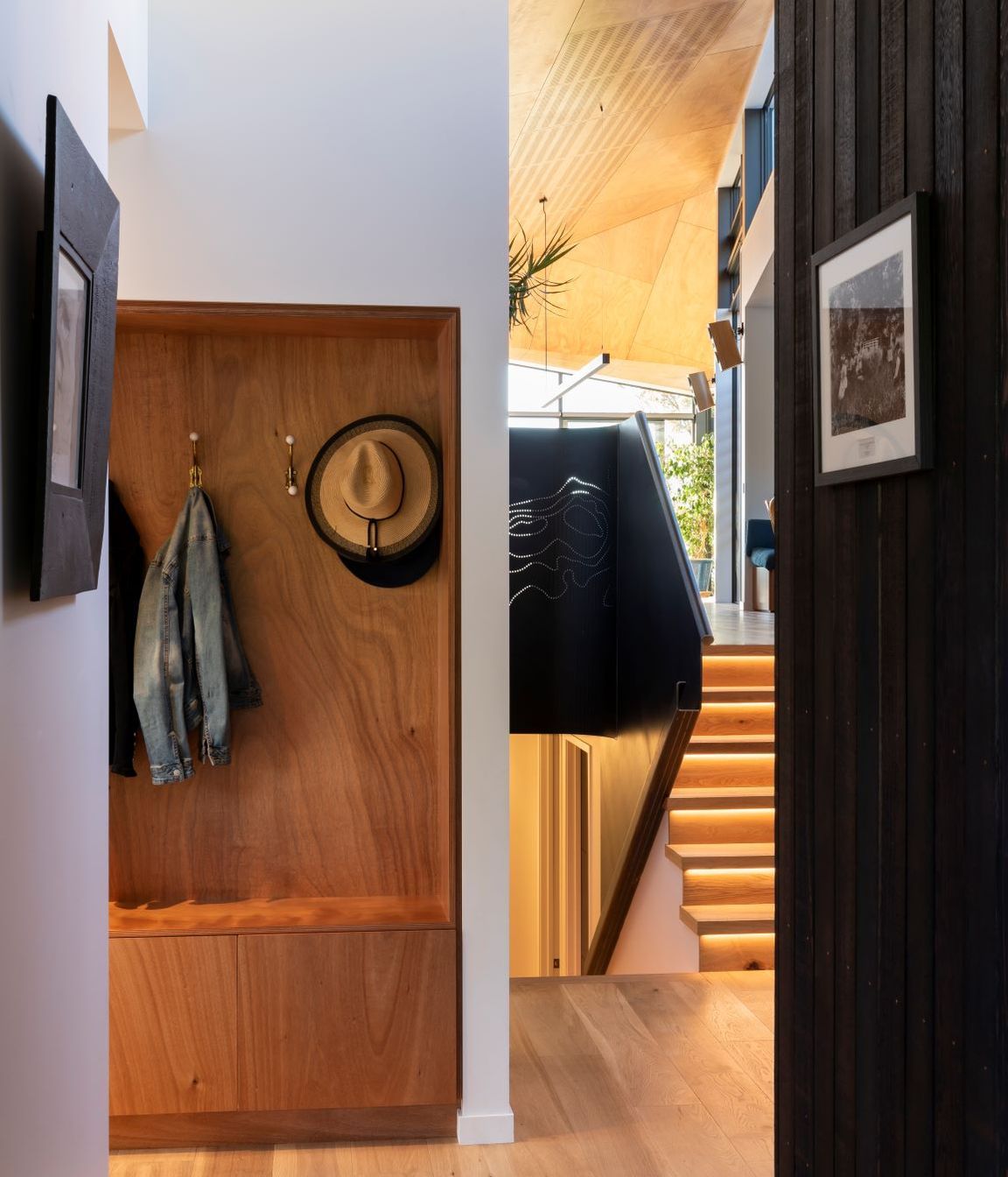Folded Roof Home