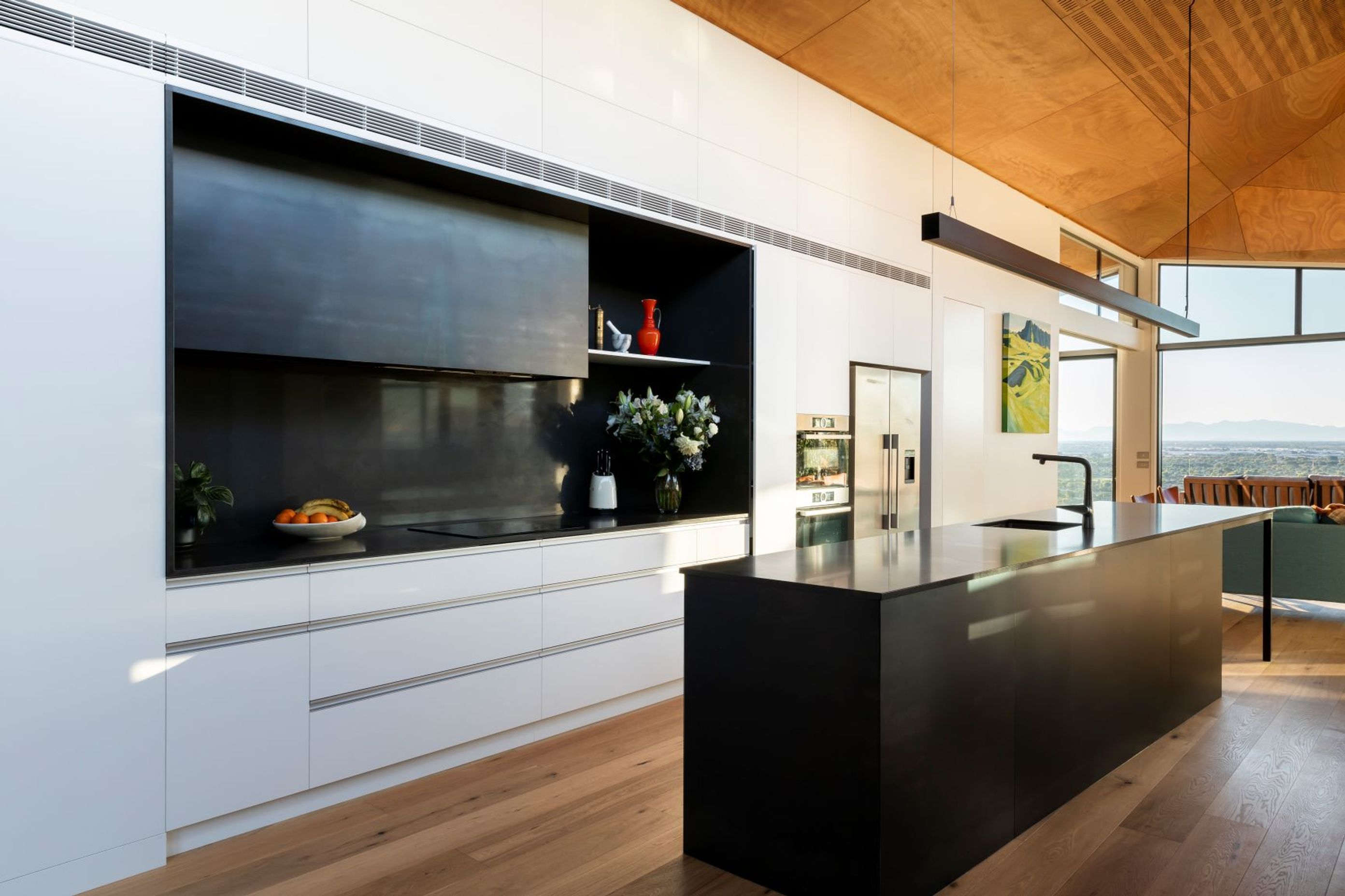 Folded Roof Home