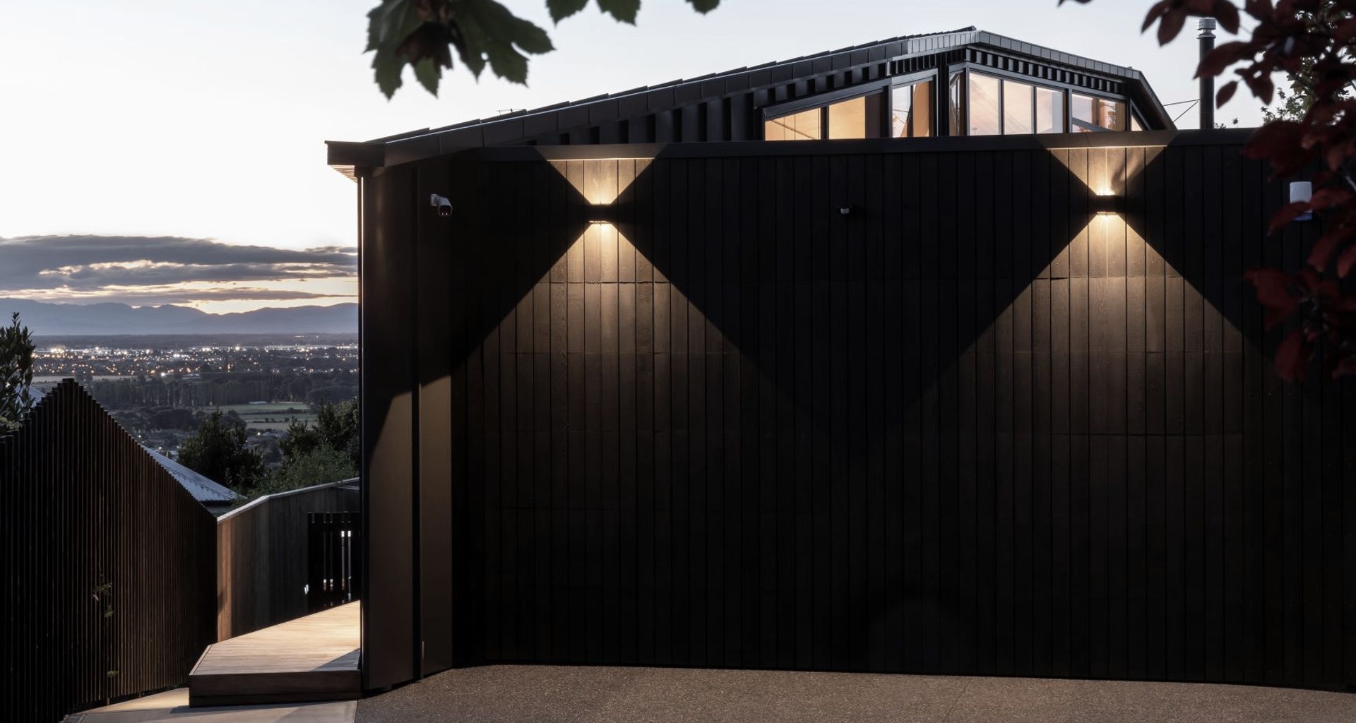Folded Roof Home banner