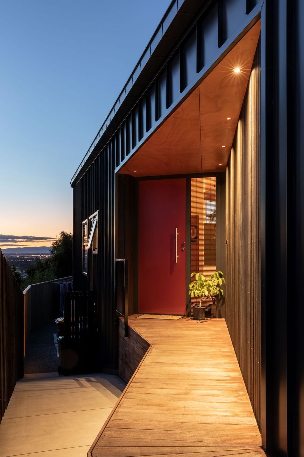 Folded Roof Home