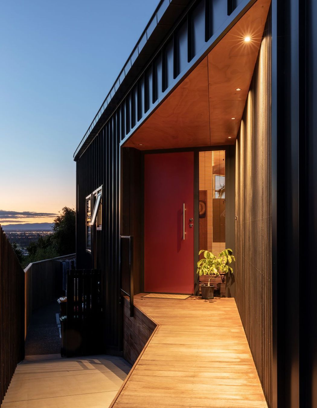 Folded Roof Home