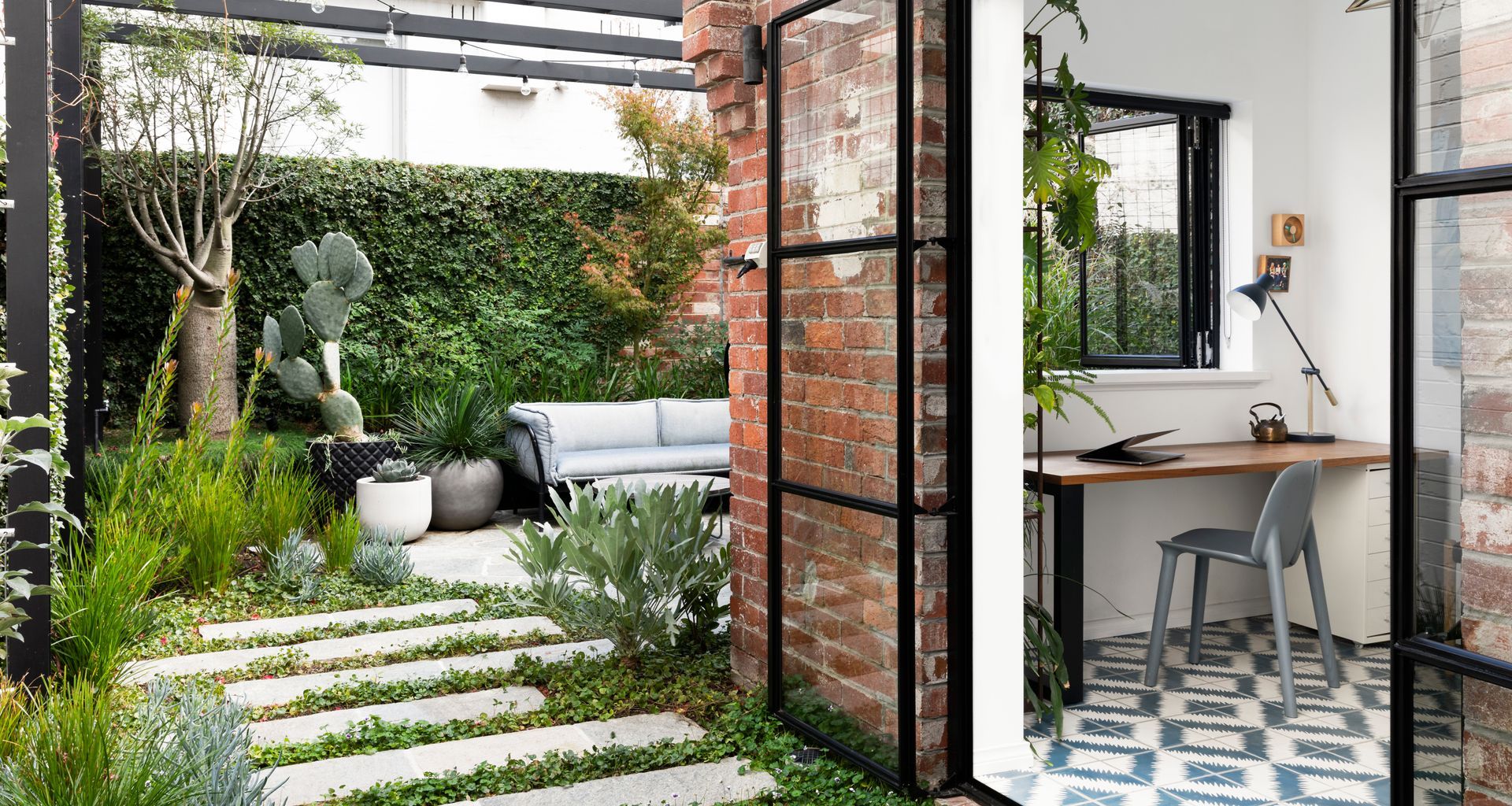 South Yarra Residence banner