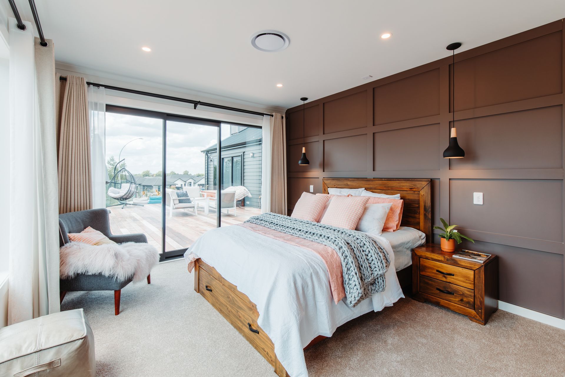 Flagstaff | Hamilton