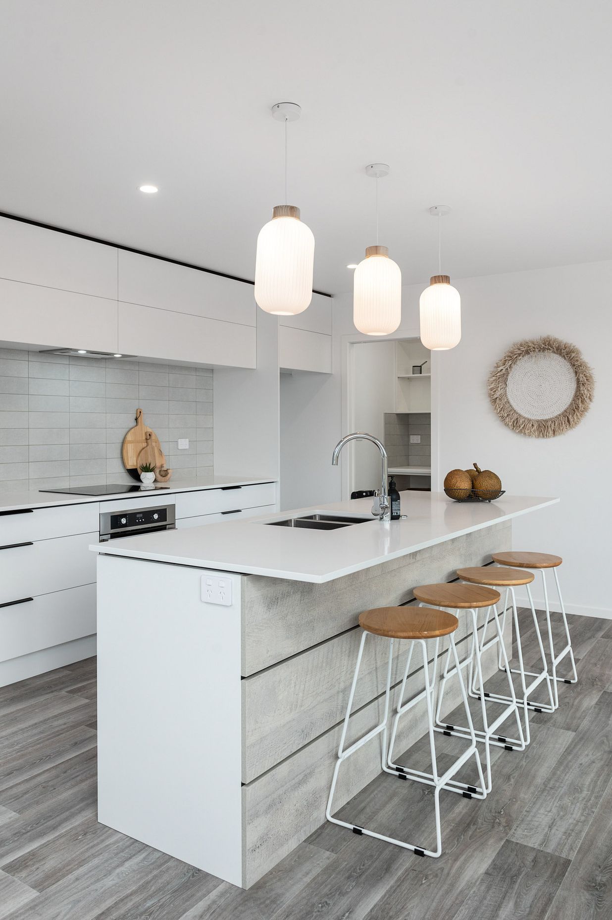 25 Tamihana Ave