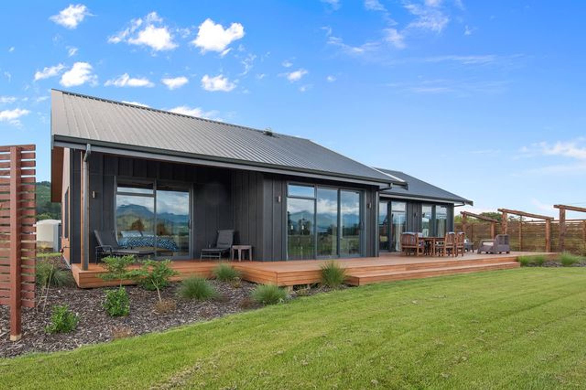 Wairau Valley | Eco House