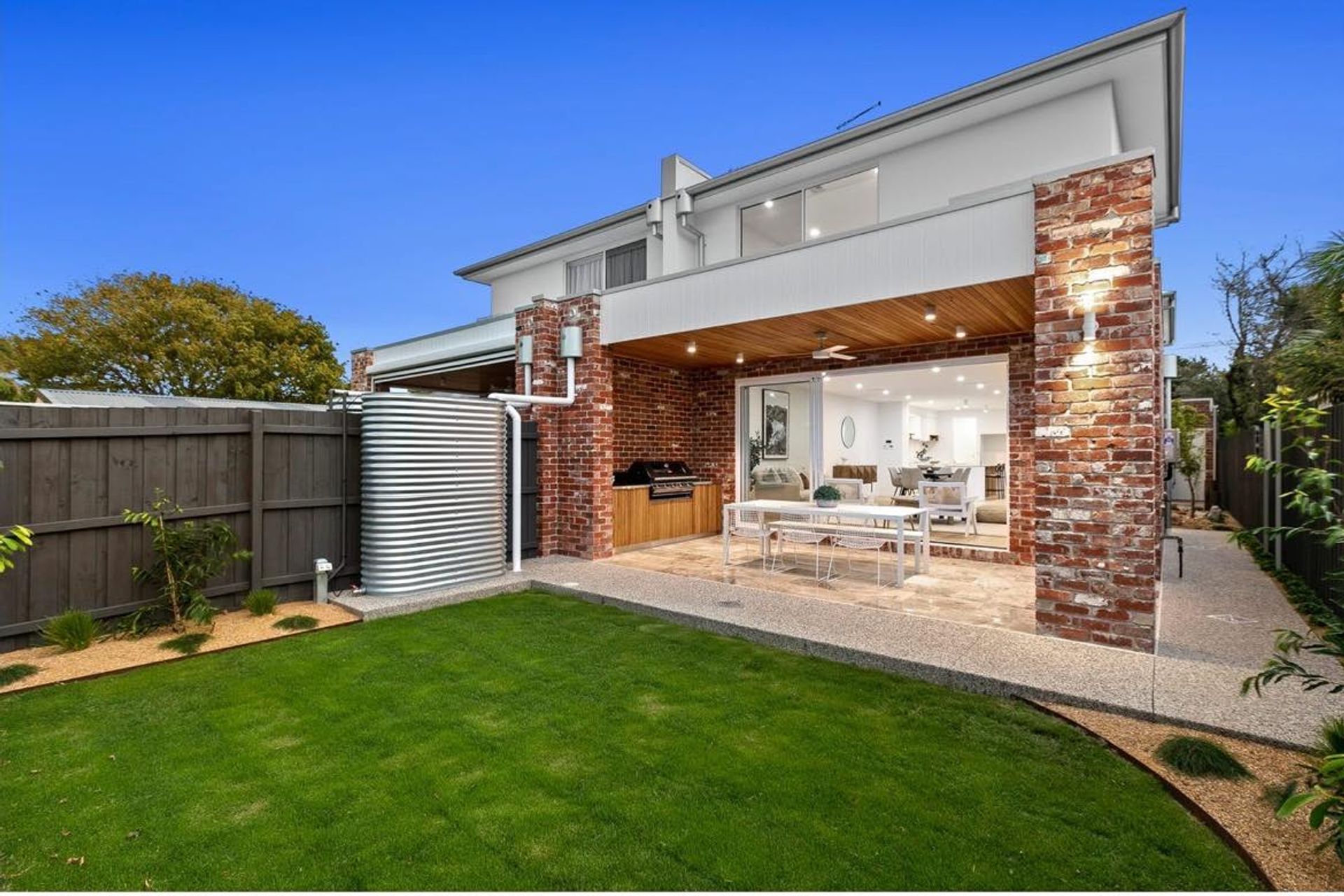 9 Lark Street, Altona