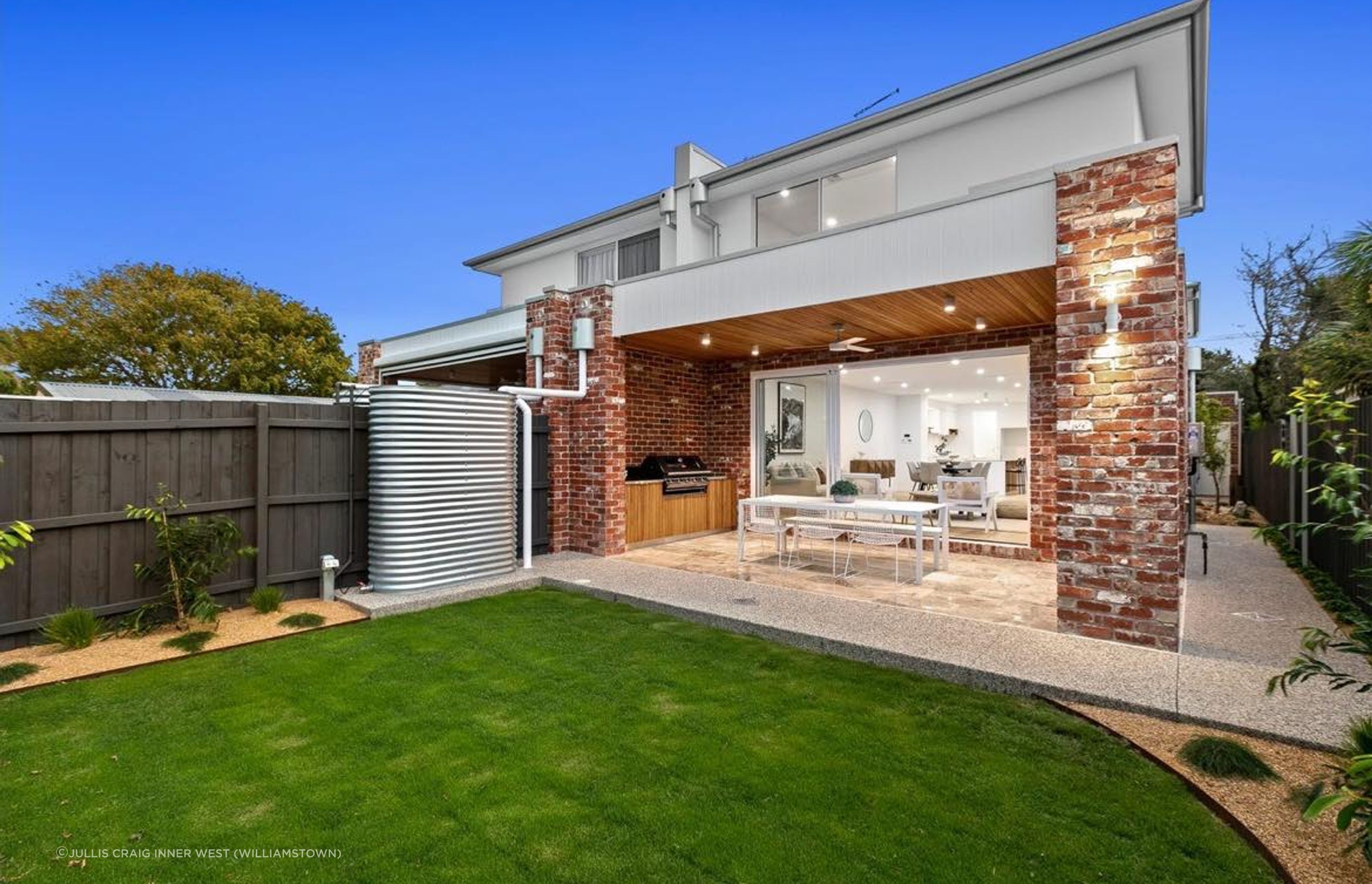 9 Lark Street, Altona