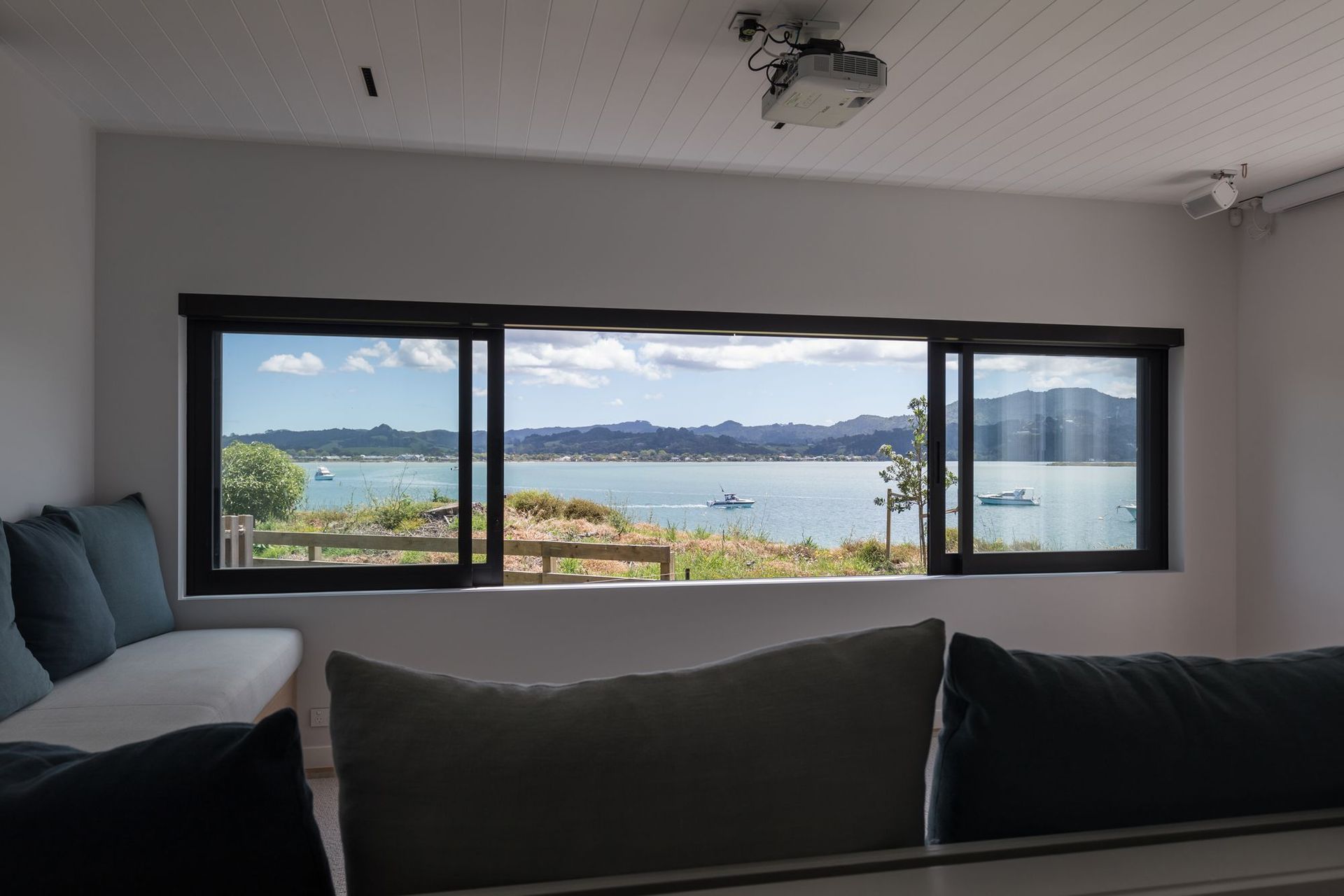 Omaha Home by Studio Kayser