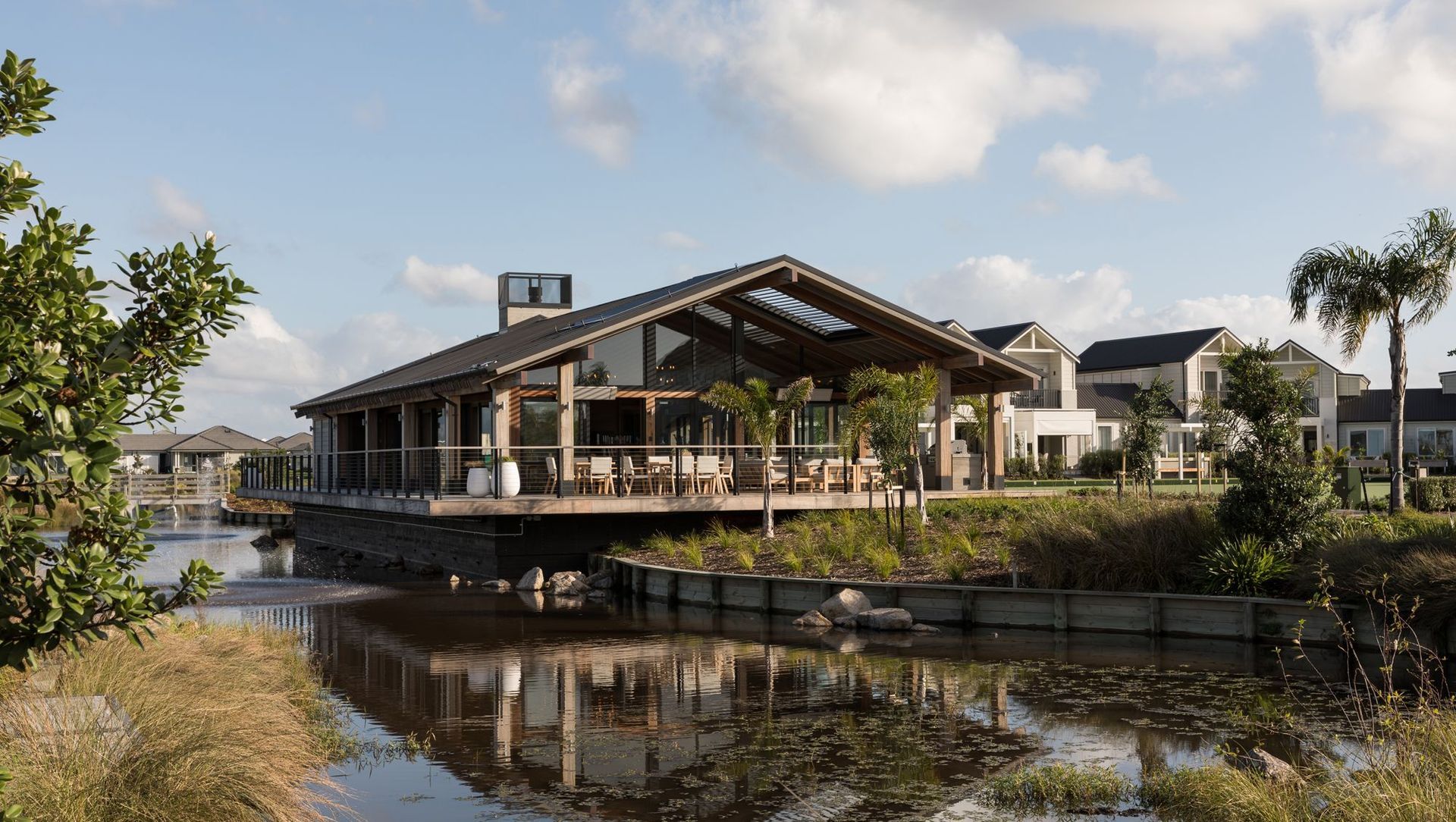The Lake House, Pacific Lakes Village banner