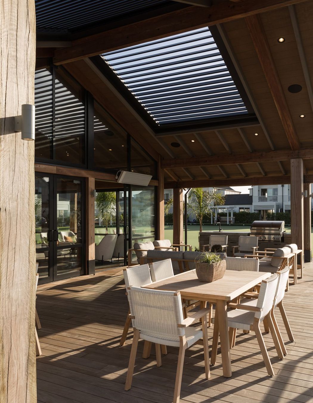 The Lake House, Pacific Lakes Village