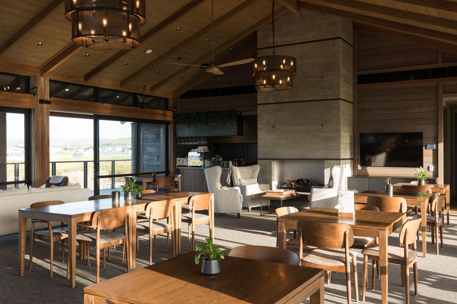 The Lake House, Pacific Lakes Village