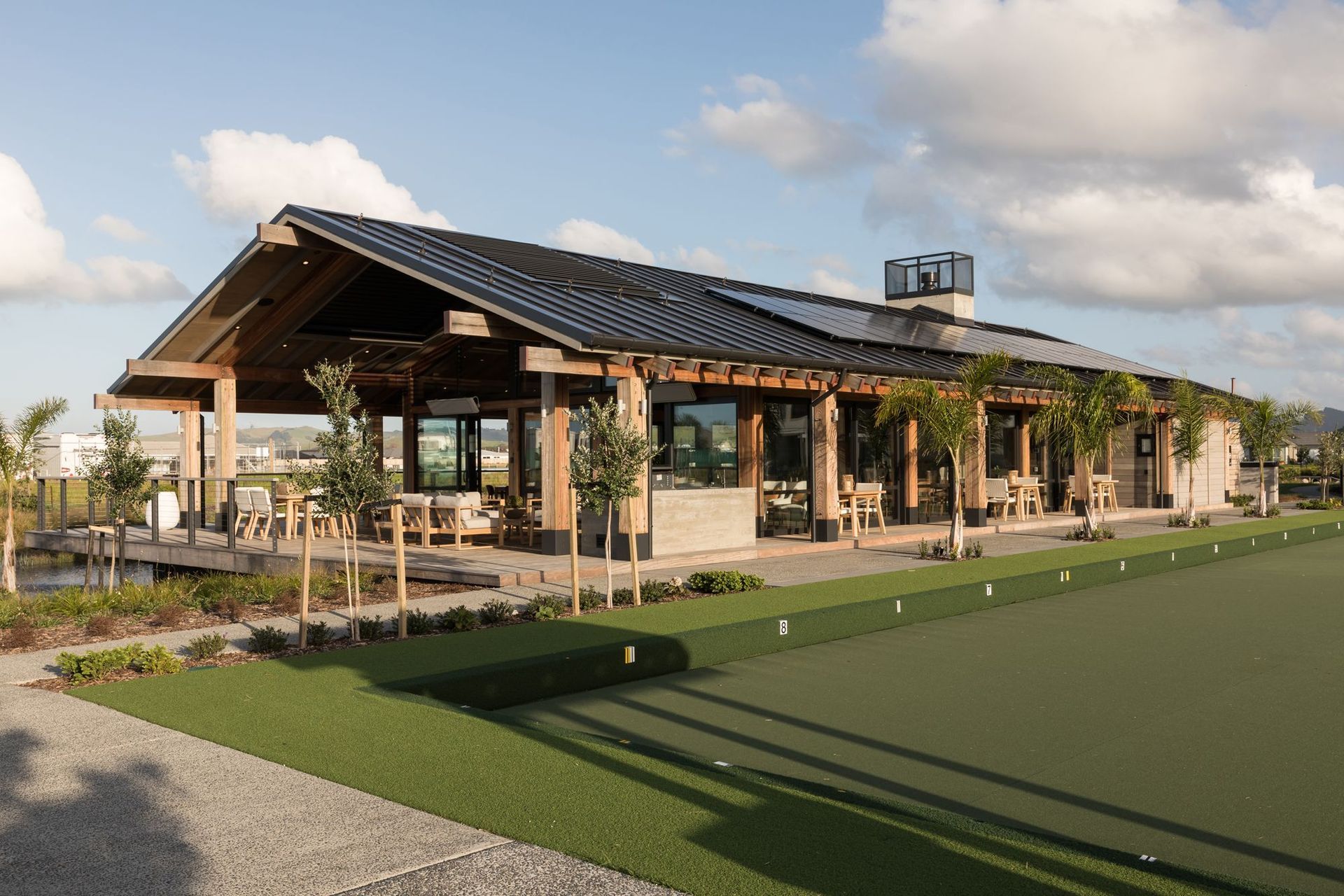 The Lake House, Pacific Lakes Village