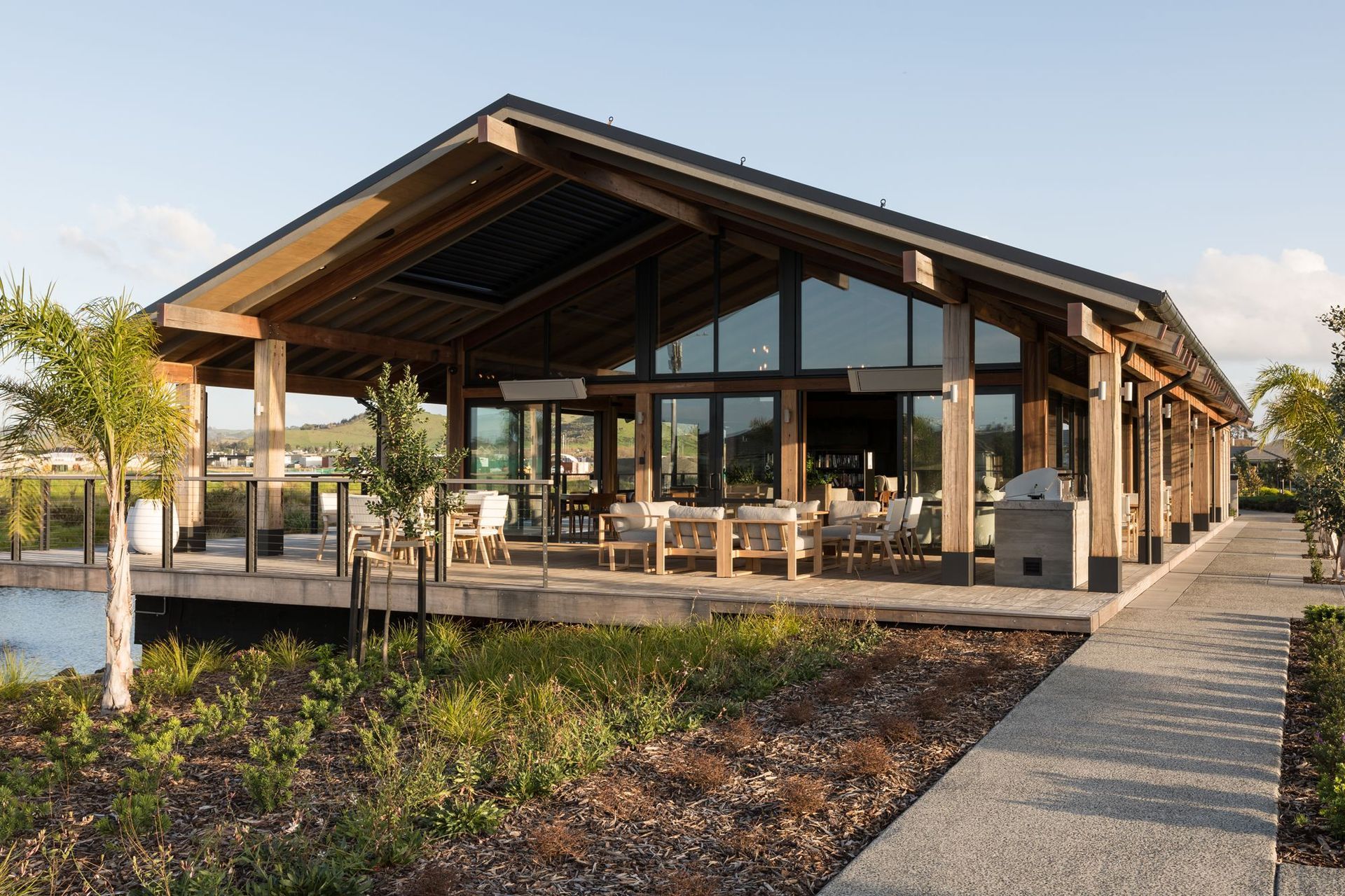 The Lake House, Pacific Lakes Village