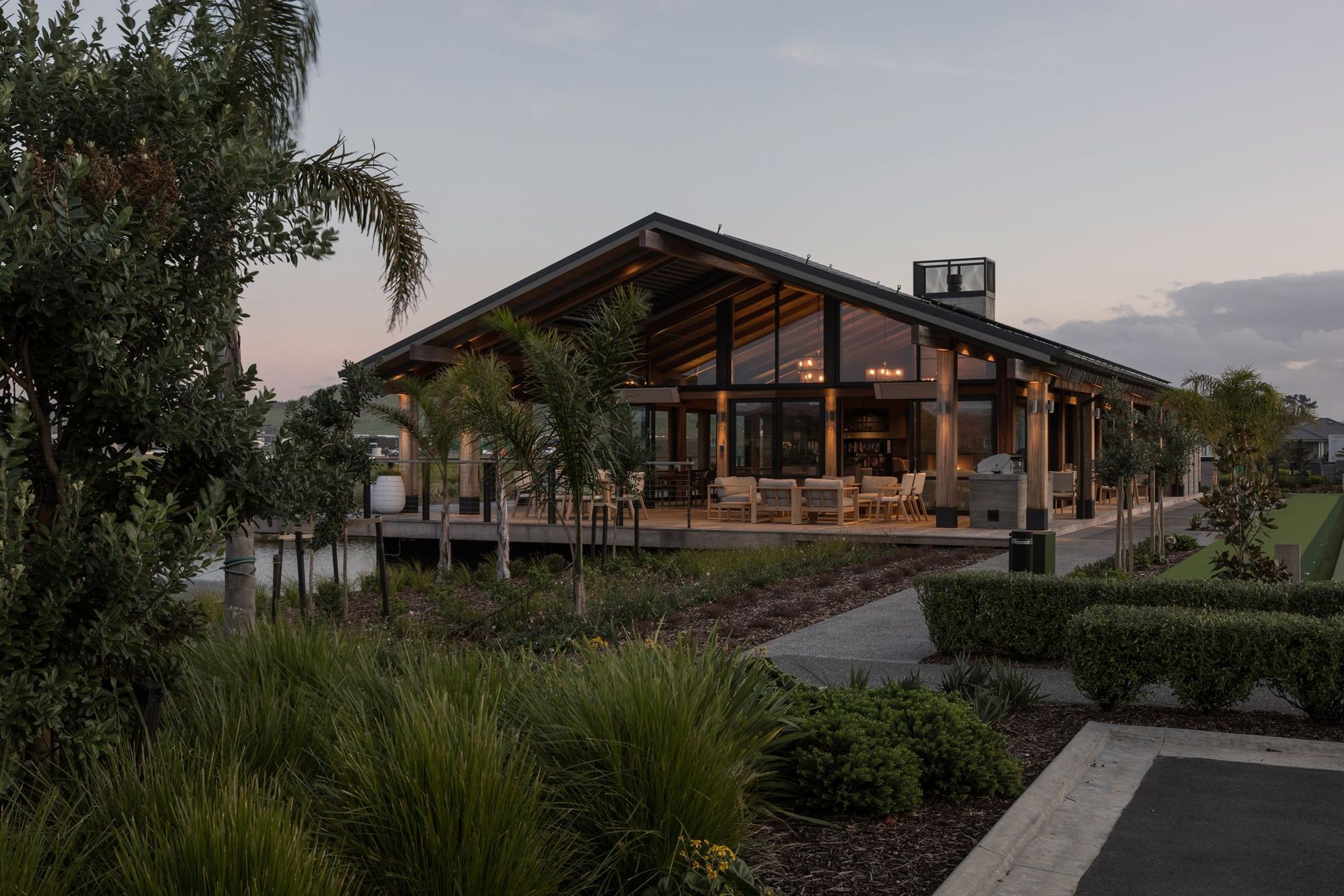 The Lake House, Pacific Lakes Village