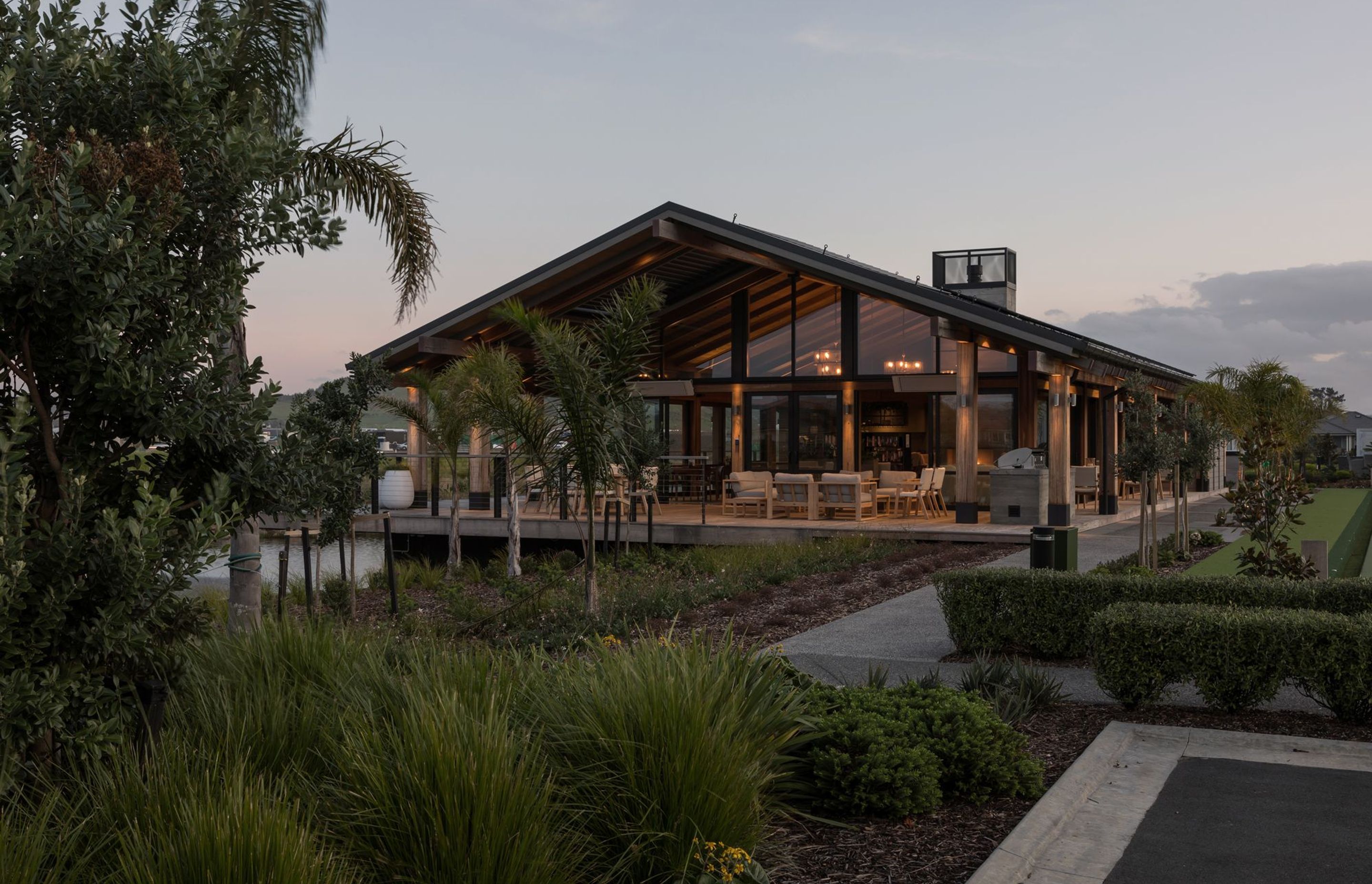 The Lake House, Pacific Lakes Village