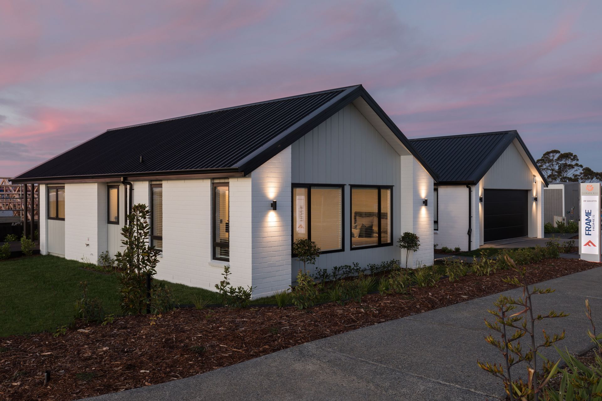 Simmonds House Project