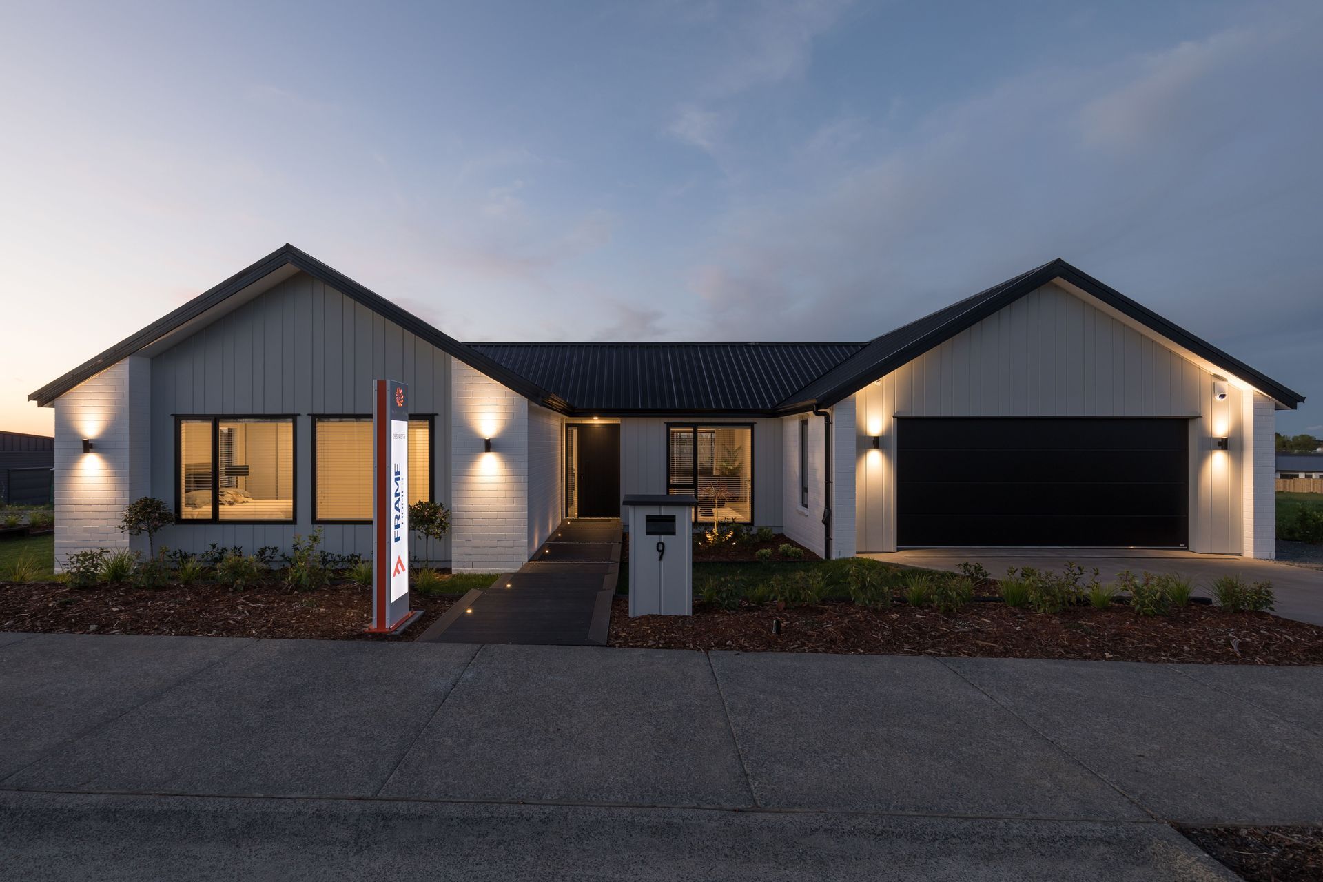 Simmonds House Project