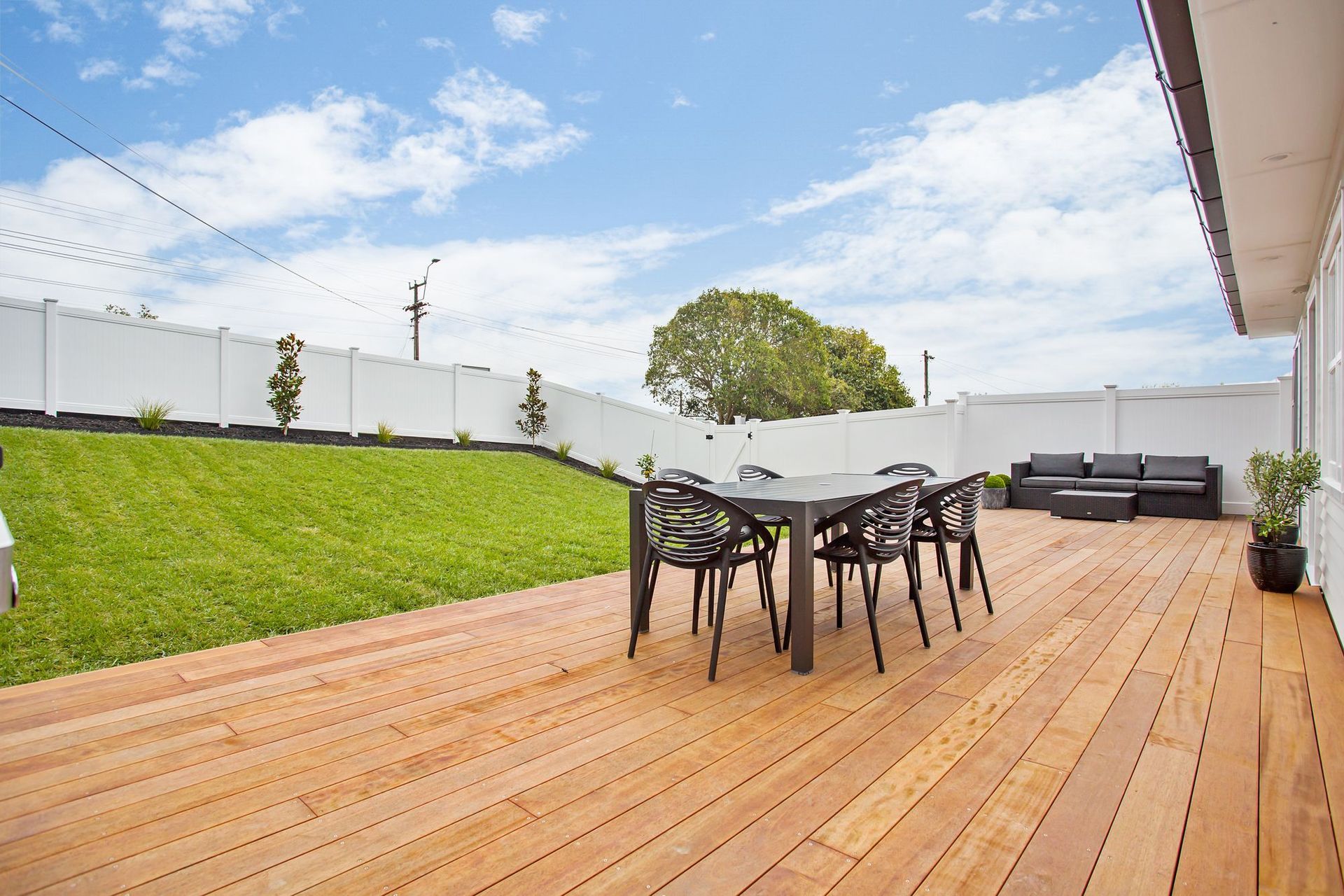 Birkdale Road, Birkdale