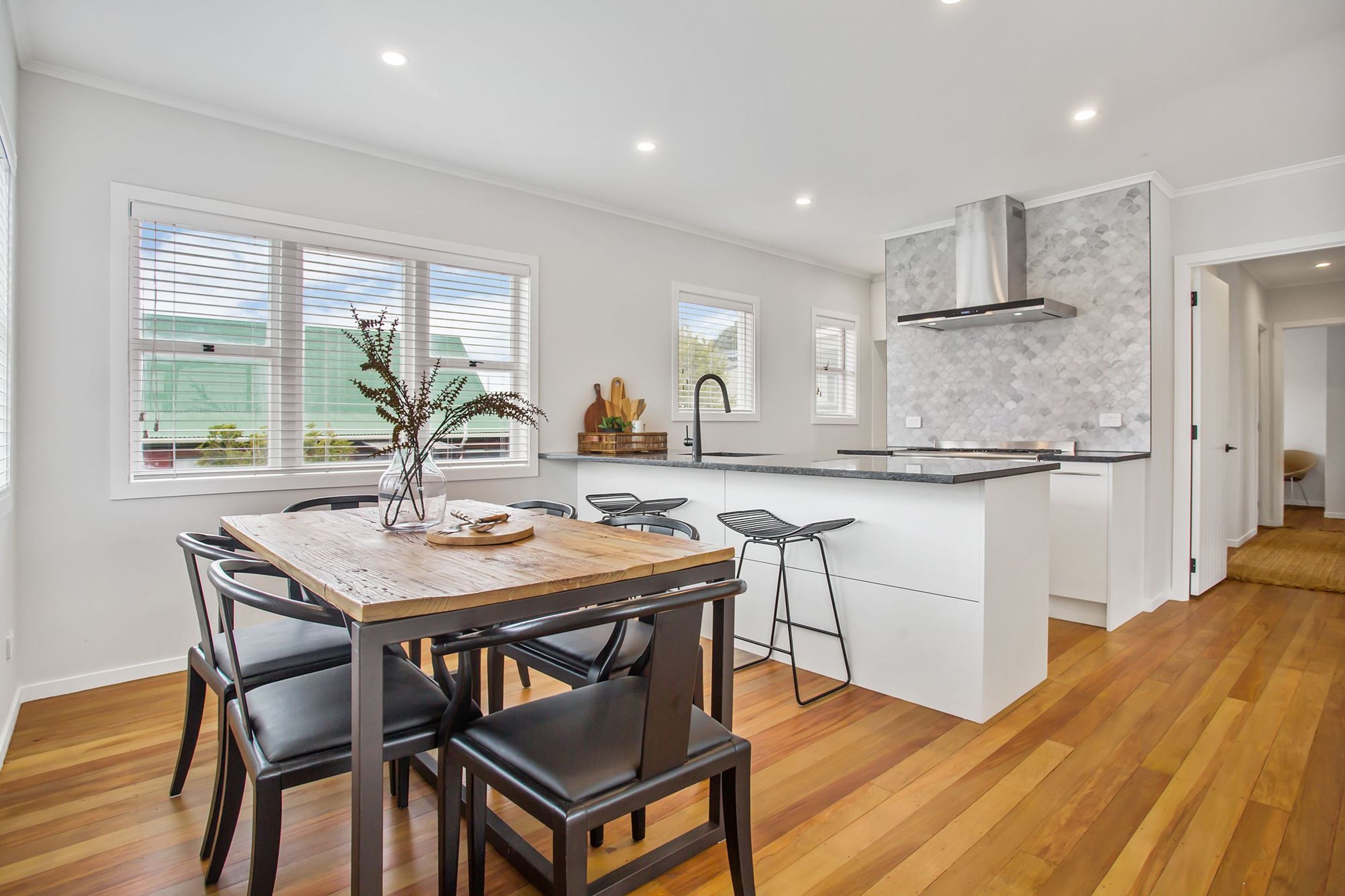 Birkdale Road, Birkdale