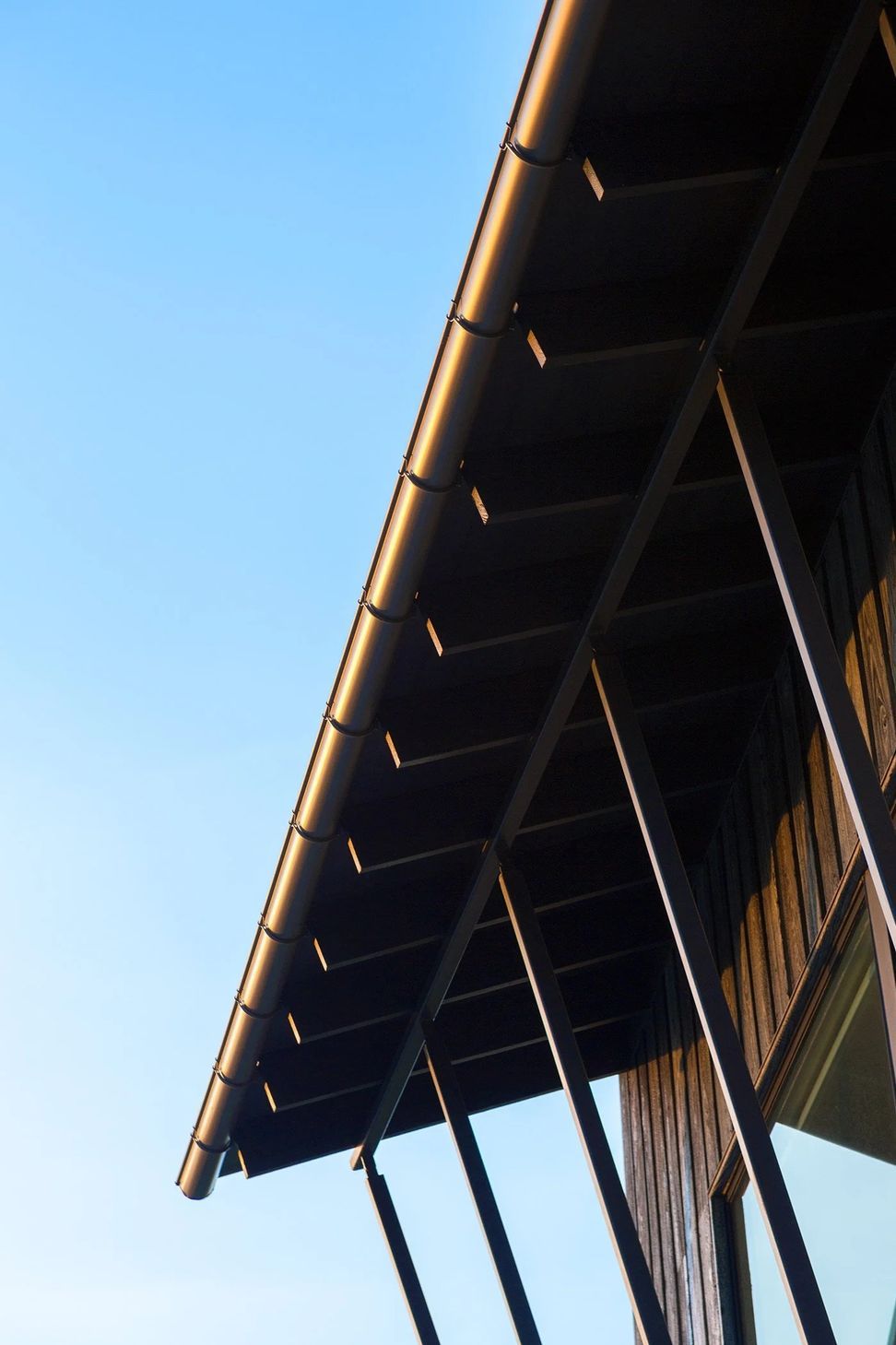 2HillsideCuppettKilpatrickArchitectureandInteriorDesignaustin-tx-structural-detail-metal-bracket-system-ap-compressed.jpg