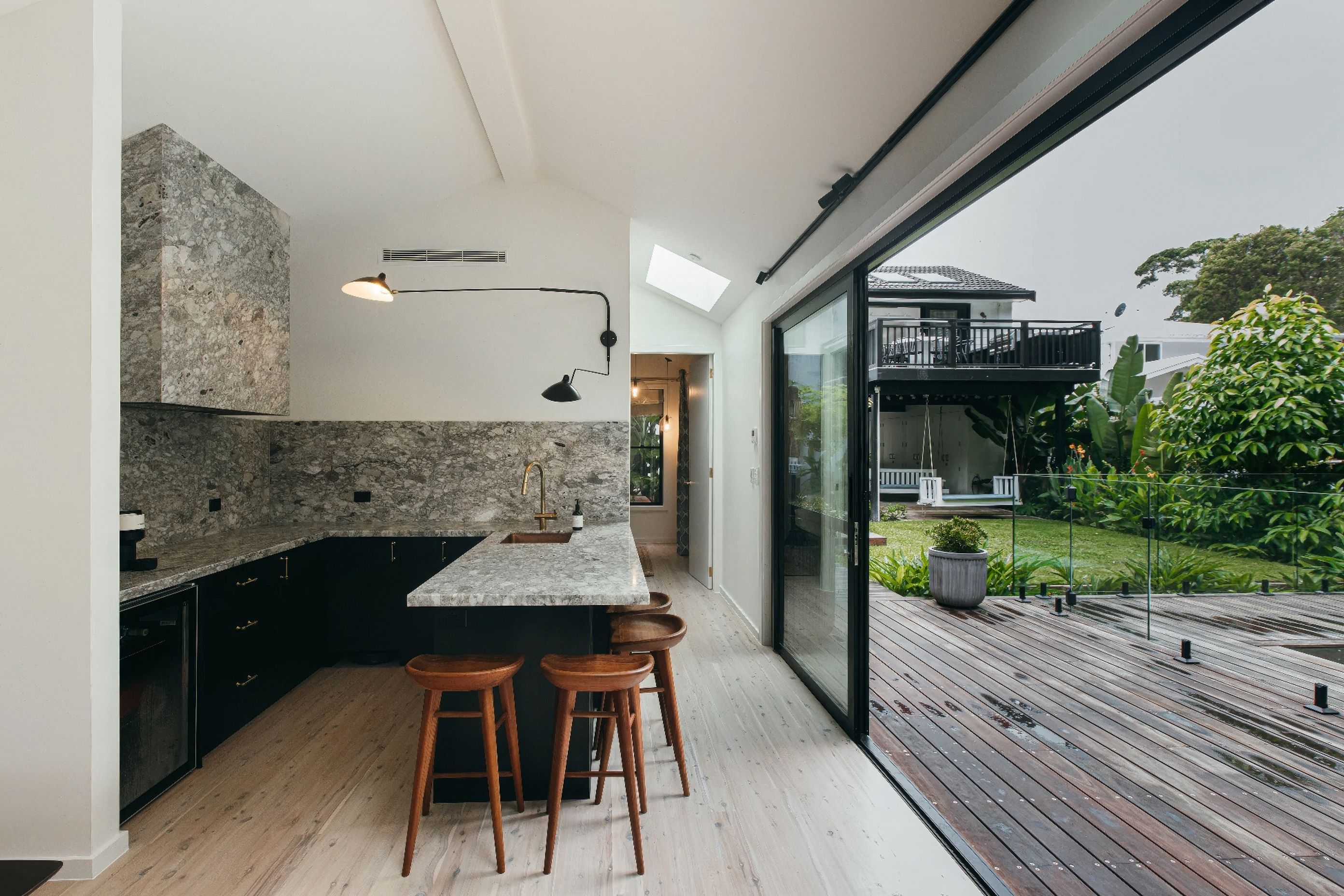 2xKeshi-Cottage-Central-Coast-Builder7archipro.jpeg