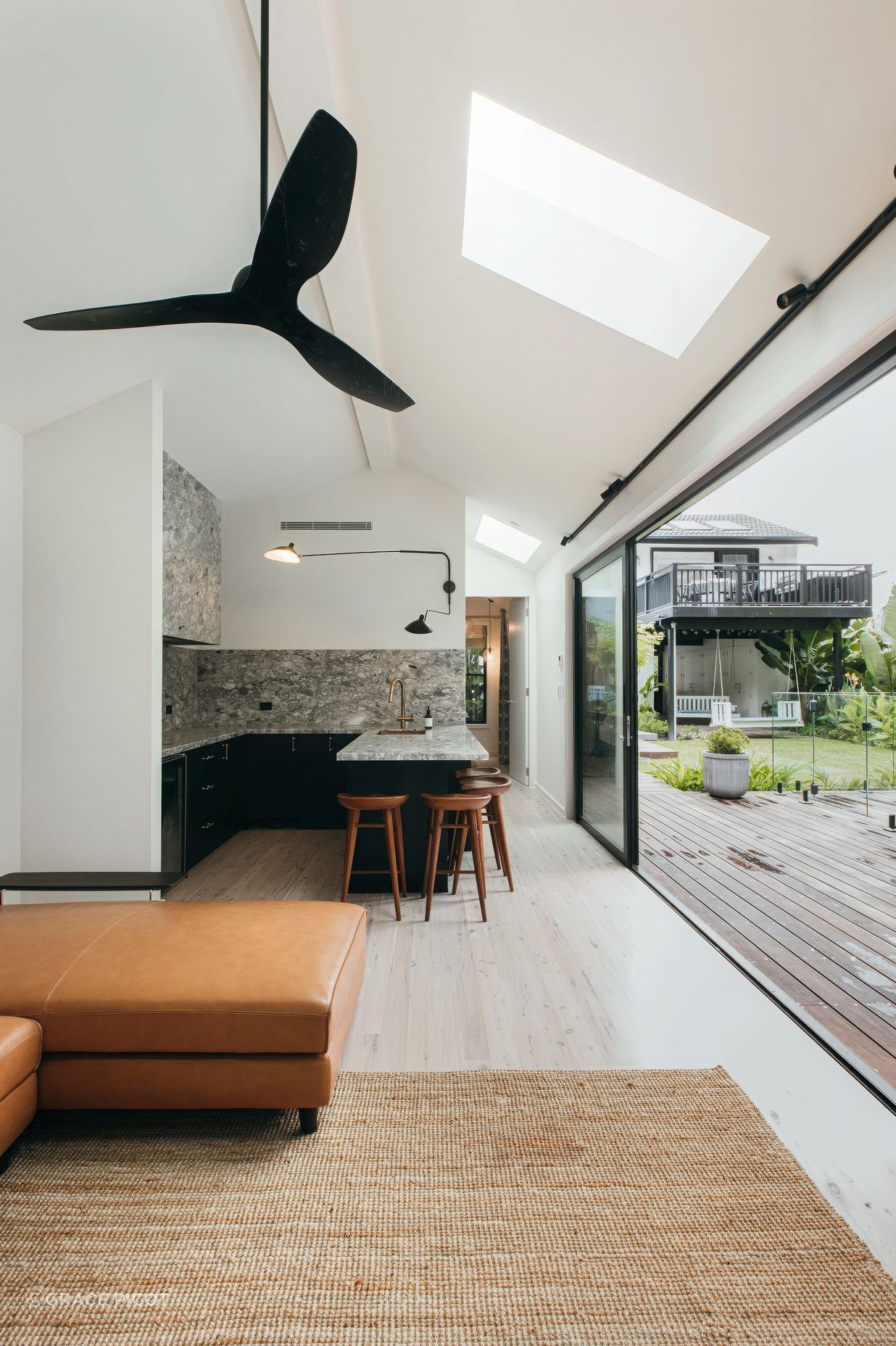 2xKeshi-Cottage-Central-Coast-Builder8archipro.jpeg