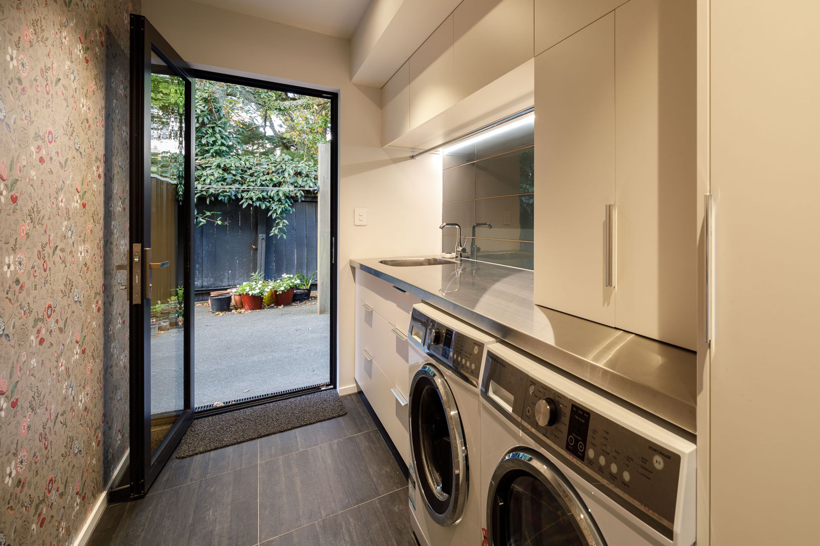 4-Bateson-Way-low-res-010.jpg