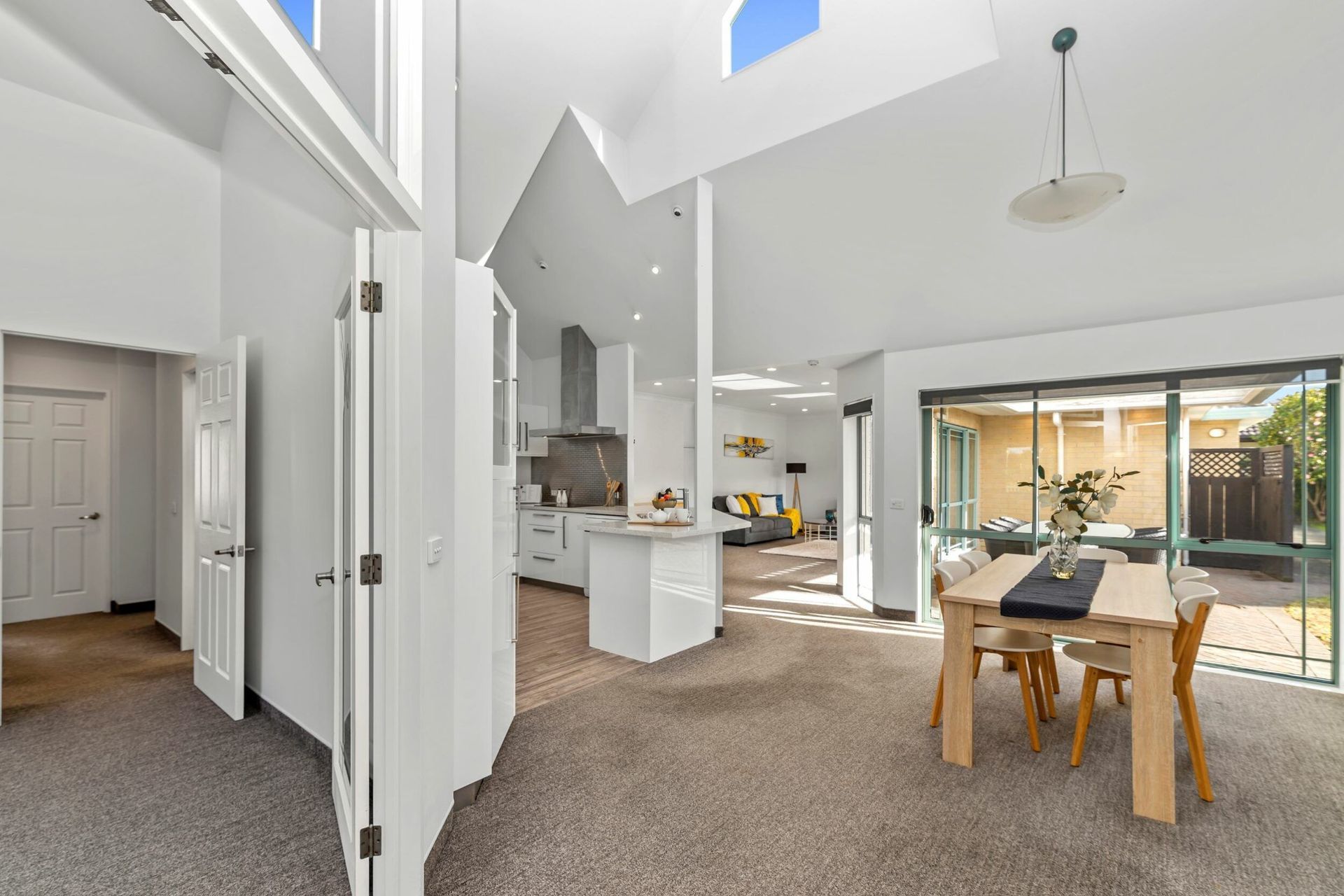 Wisely Road, Auckland