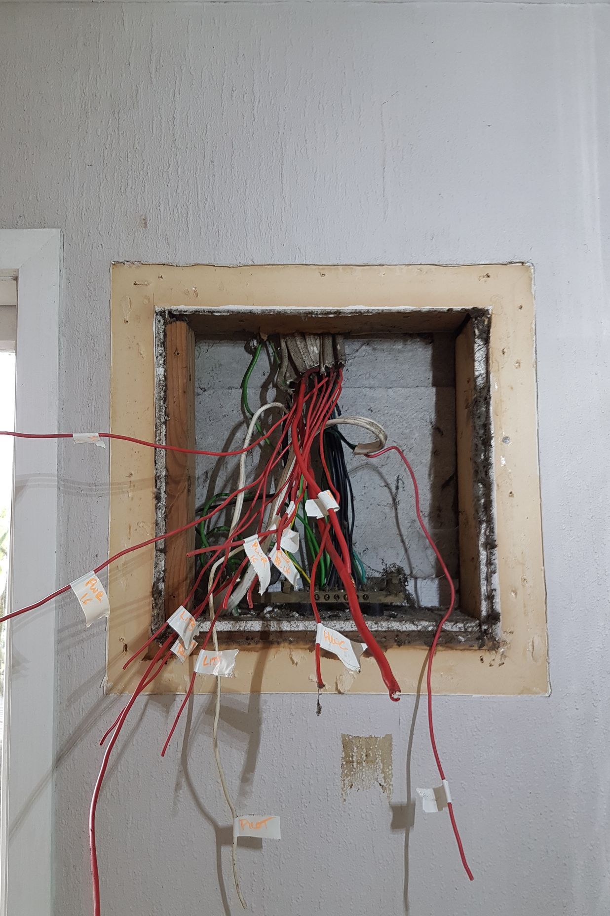 4-vb35886100c.jpg
