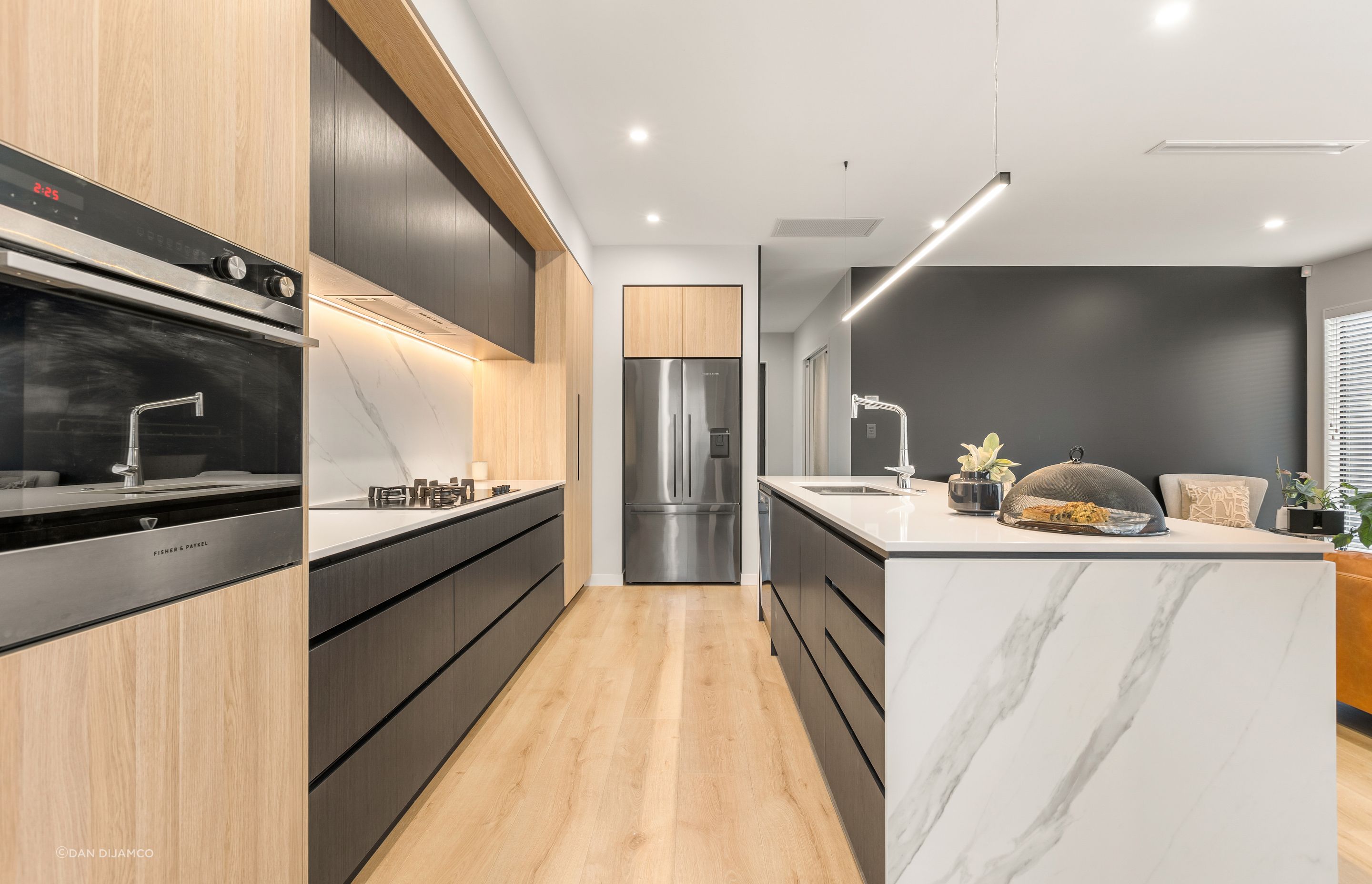 New Build with Dekton Feature