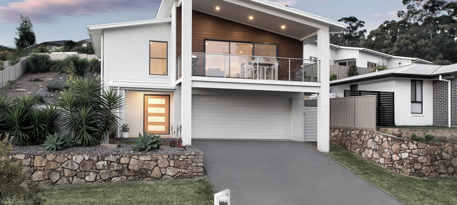 Colorbond Sectional Garage Door - Coffs Harbour banner