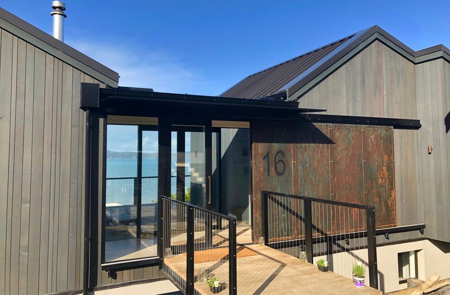 Maraetai, Beach House