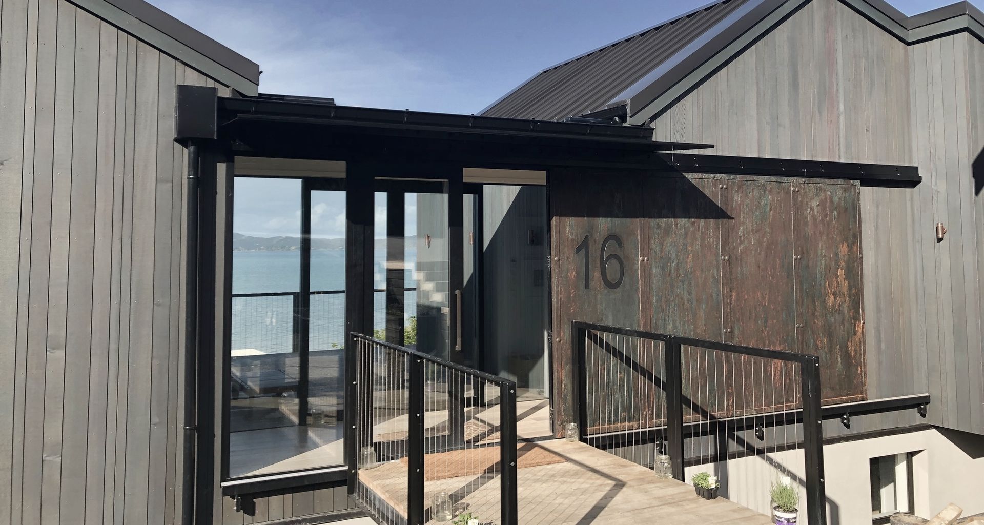 Maraetai, Beach House banner