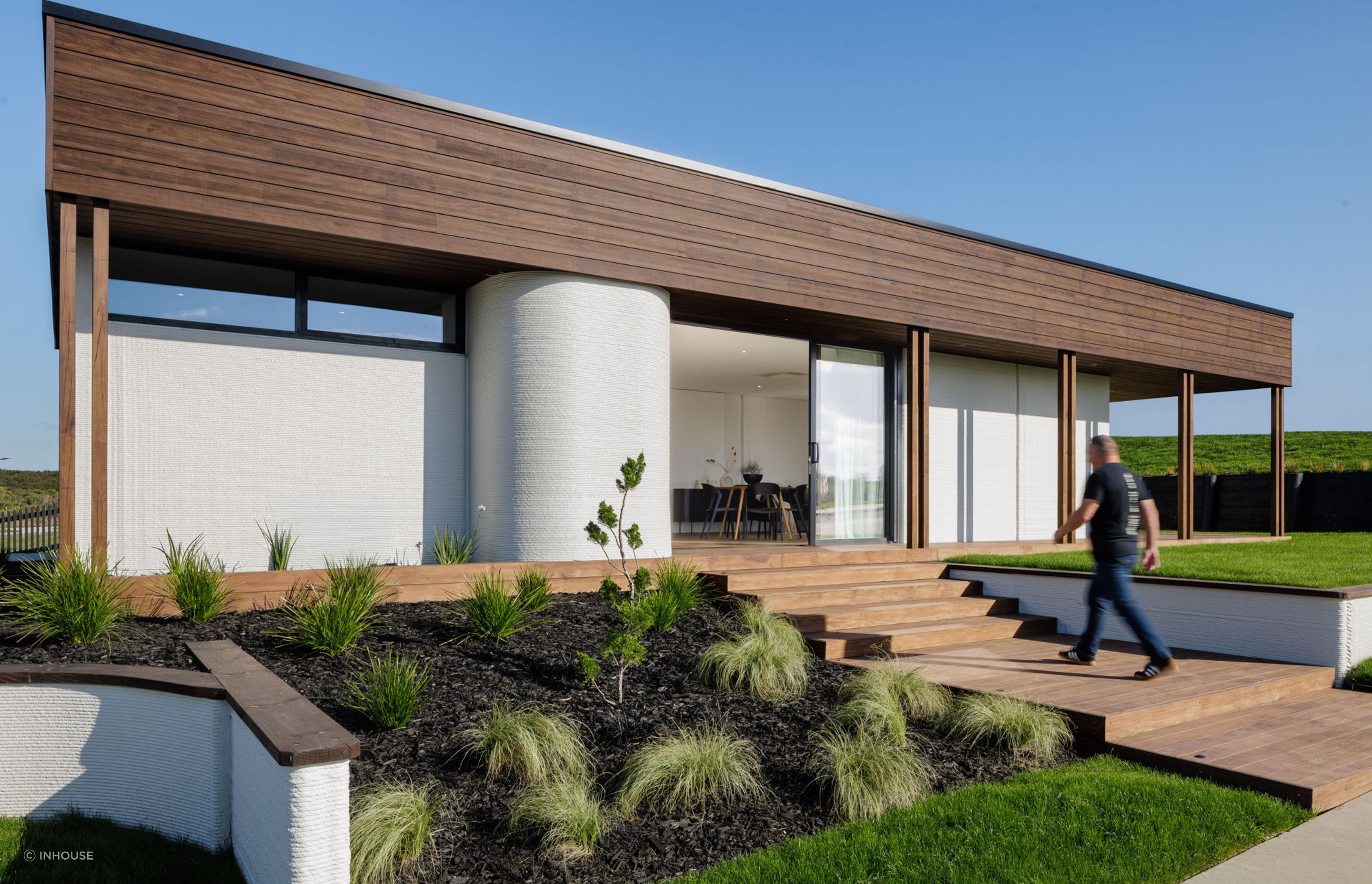 5-web-or-mls-aaron-radfordAR50822.jpg