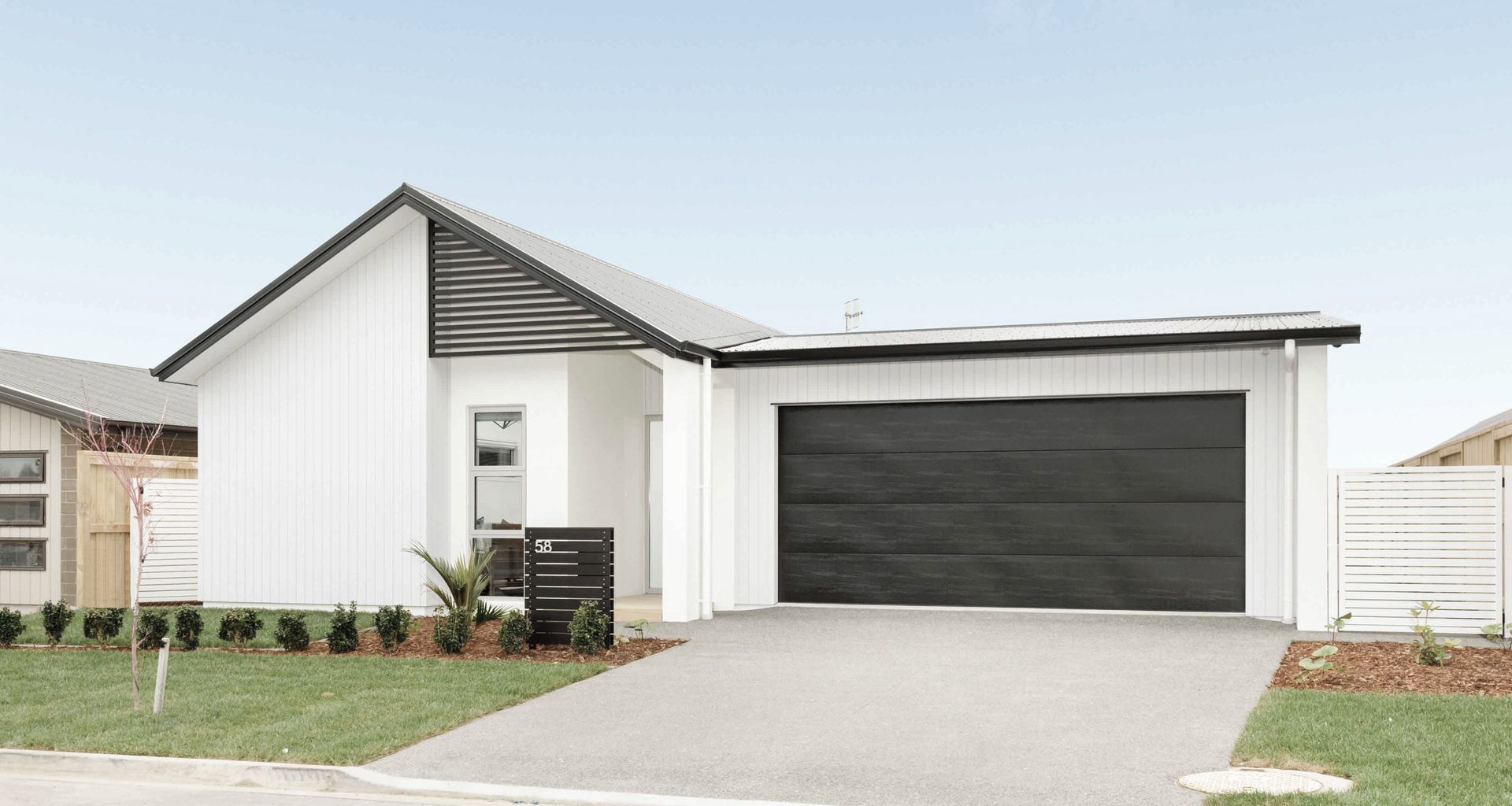 58 Awataha Cres banner