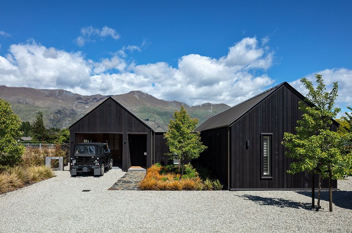 Roys Peak Crib