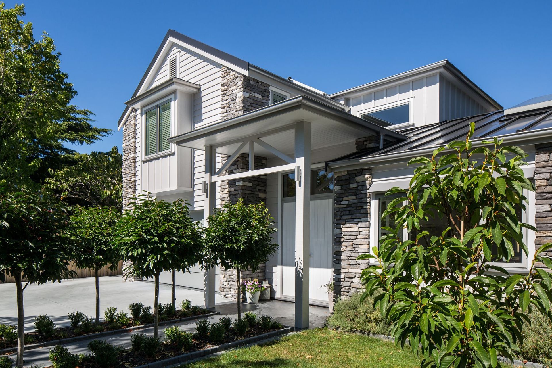 Classic Contemporary