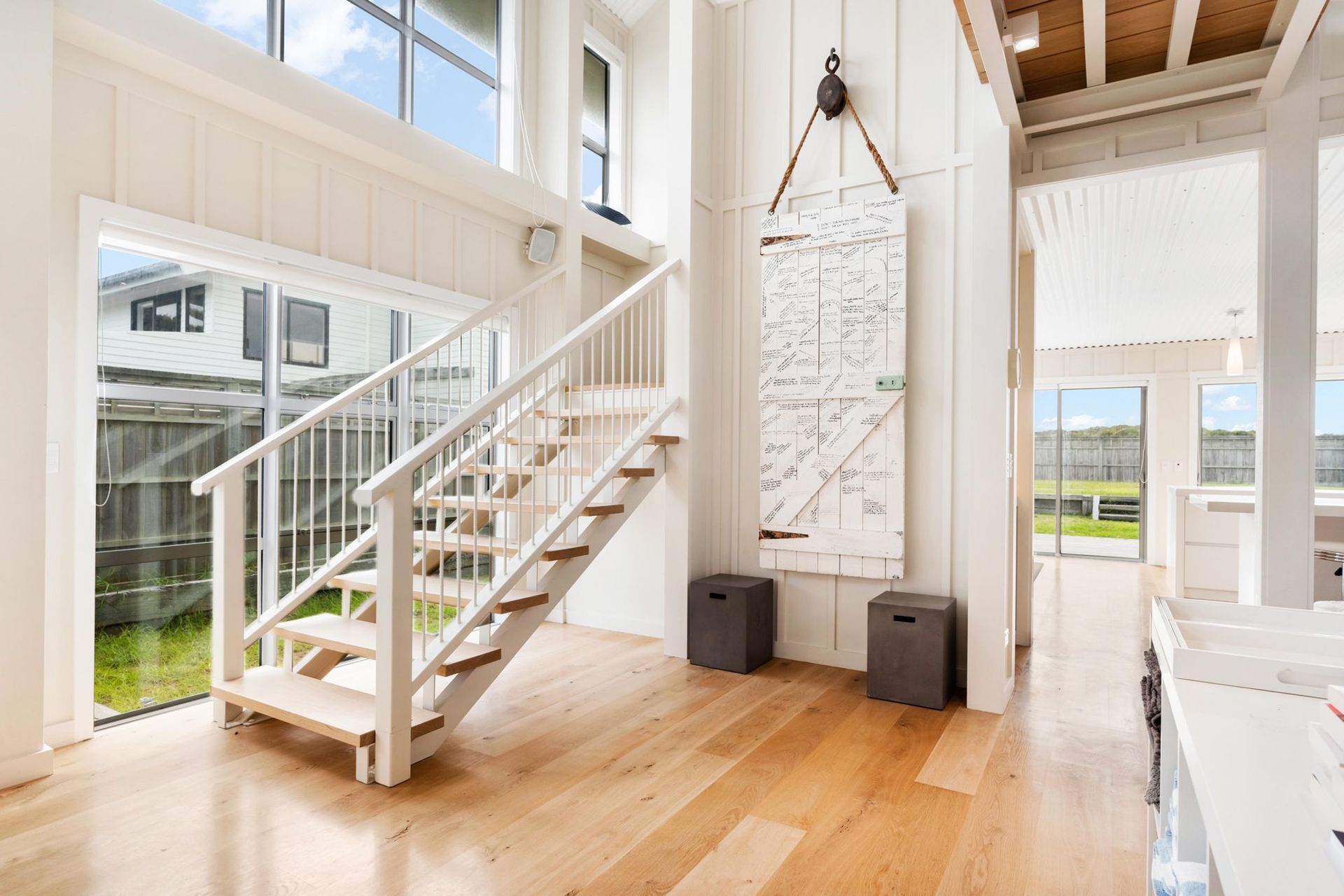 Hall Avenue, Pataua North