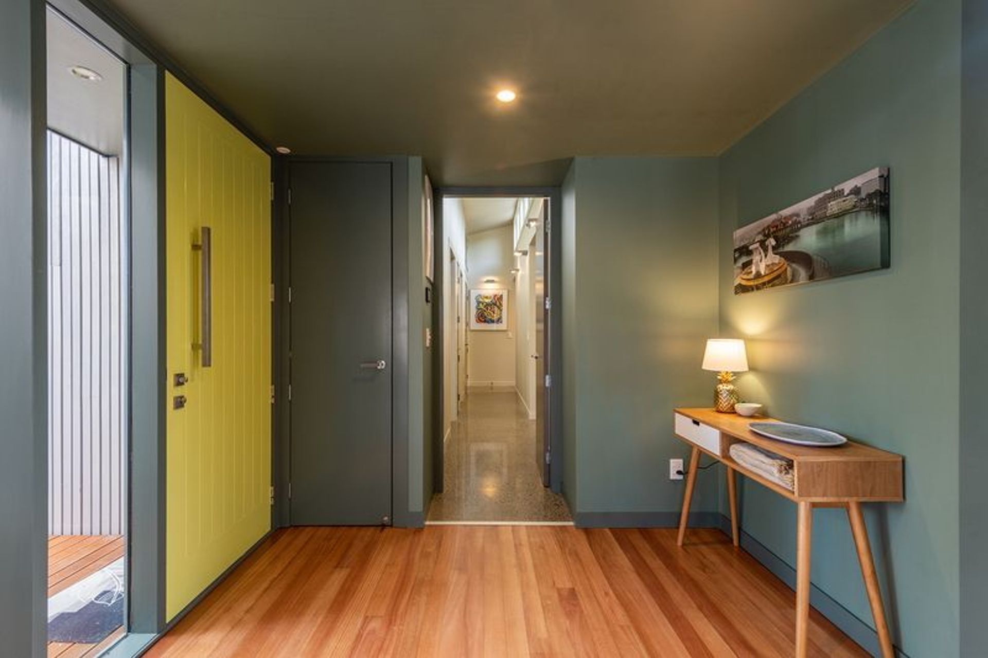 Waikanae active solar home