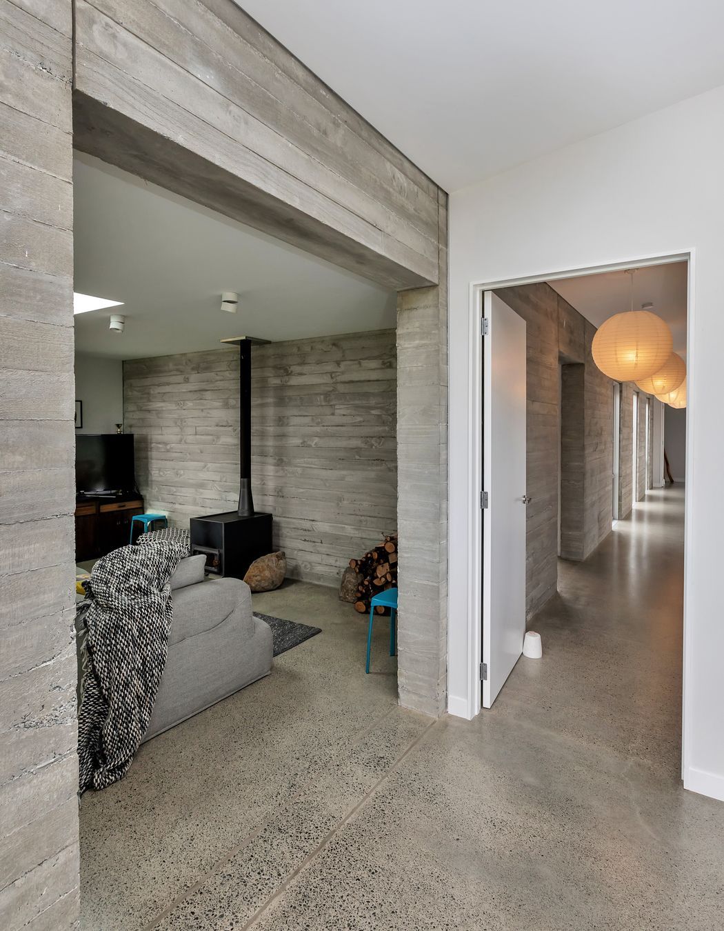 The Patua River House