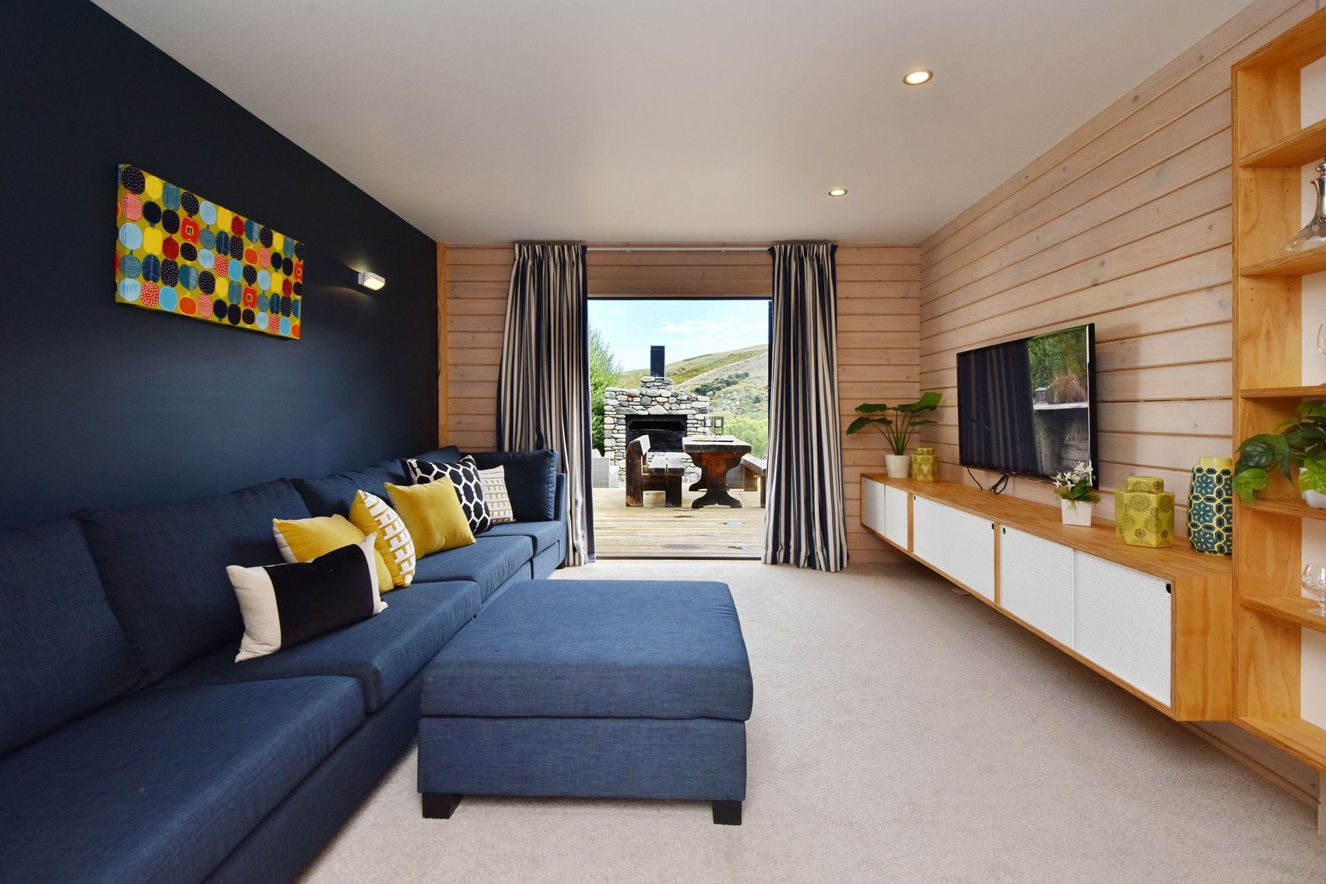 Tai Tapu, Split Level Hill Build