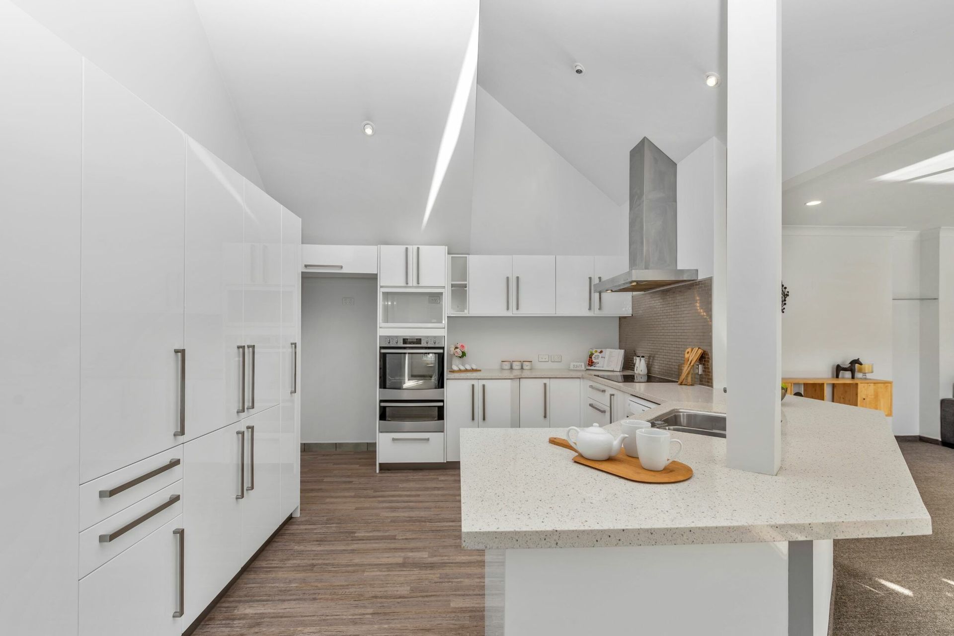 Wisely Road, Auckland