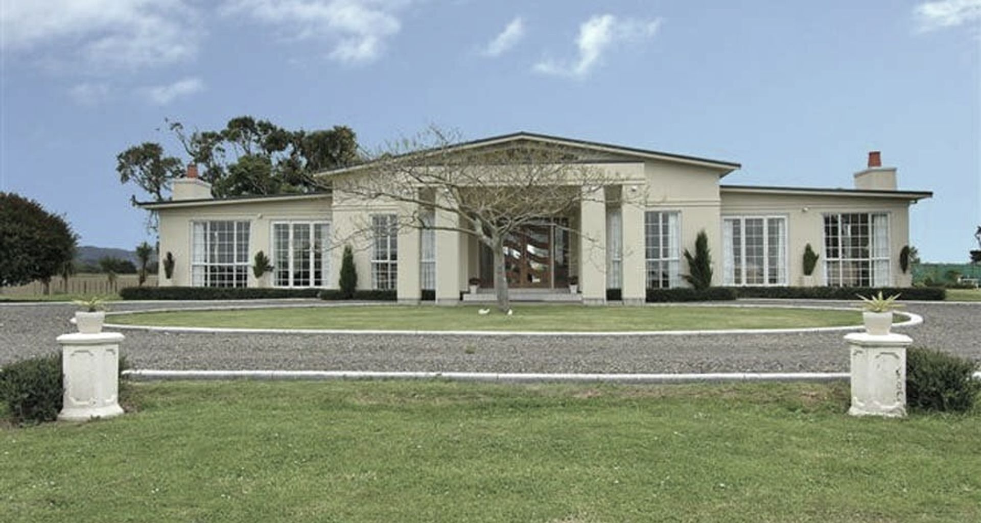 Ohau House banner