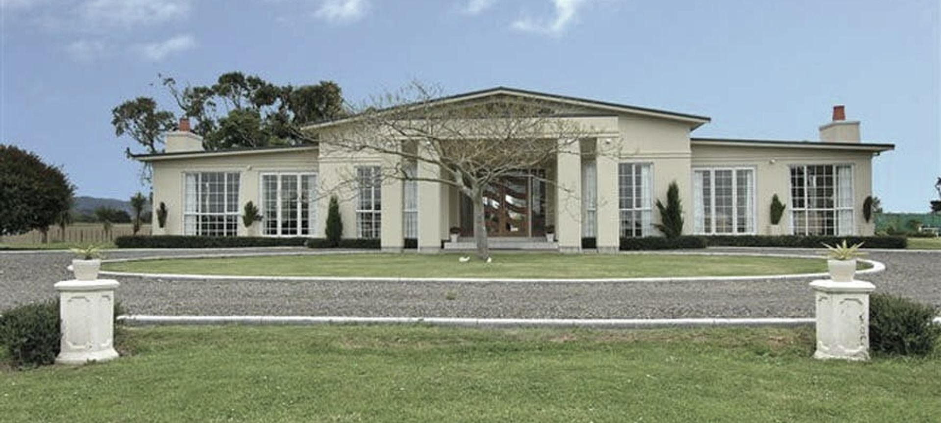 Ohau House banner